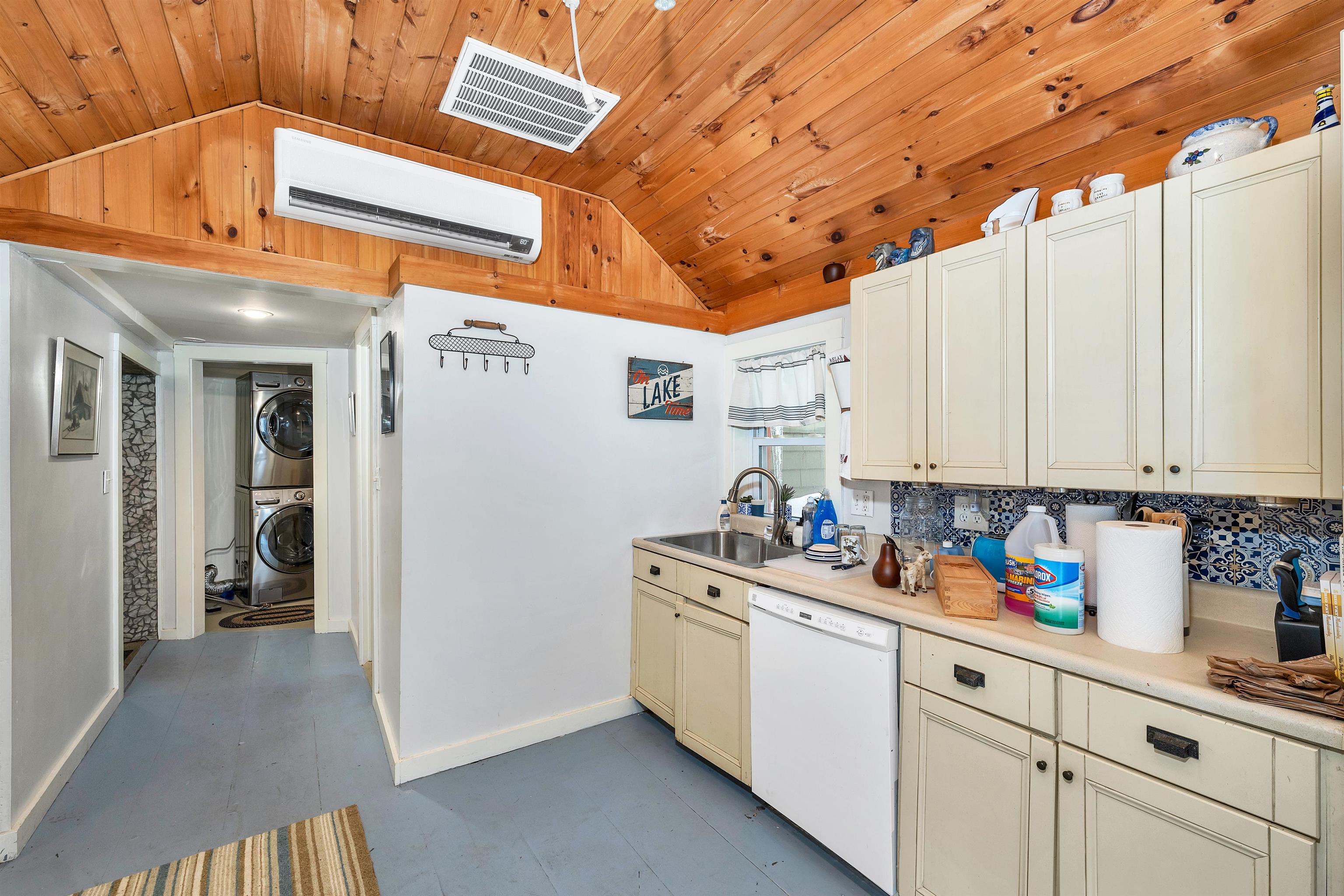 322 Kings Highway Unit: 209