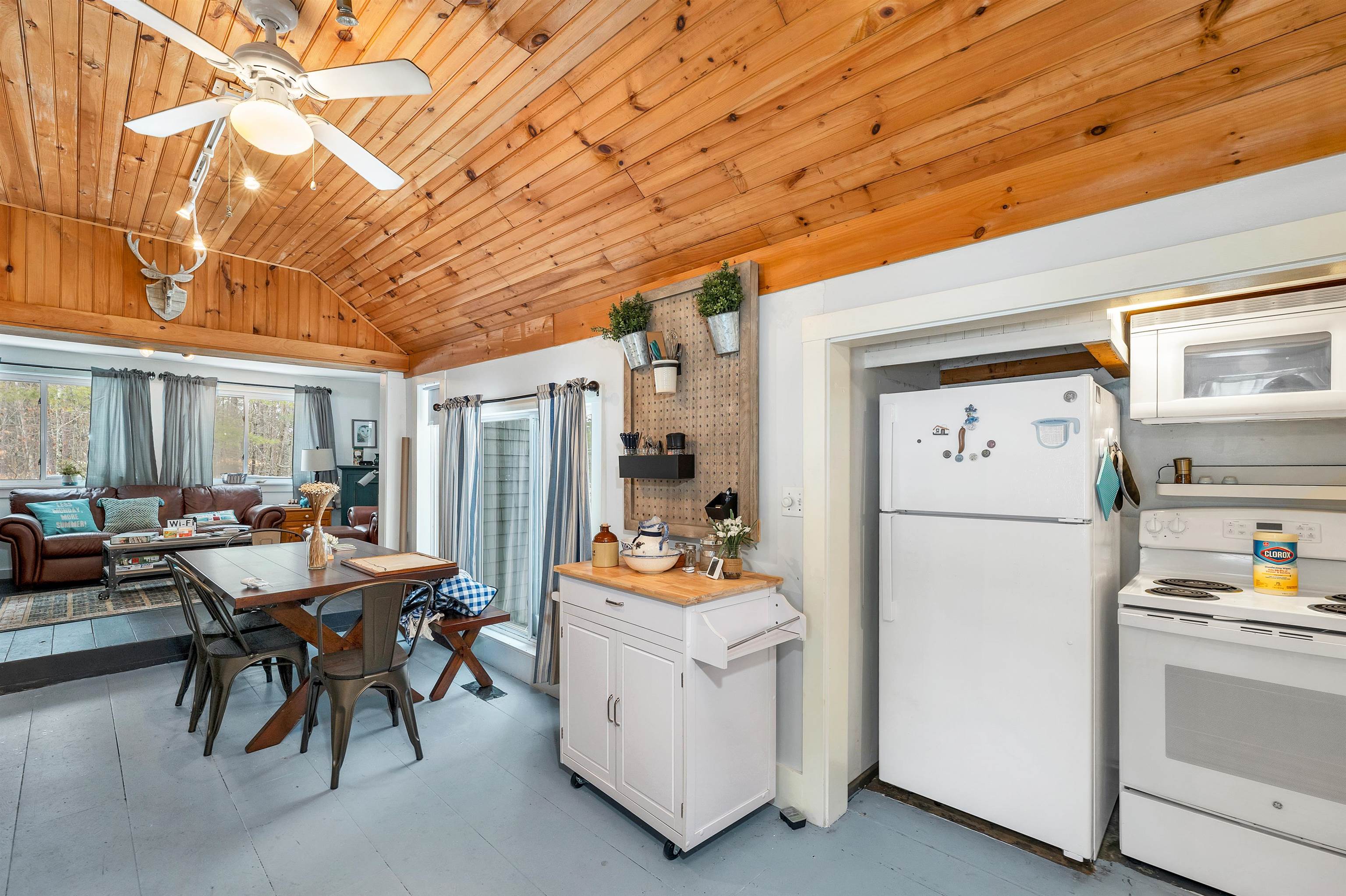 322 Kings Highway Unit: 209