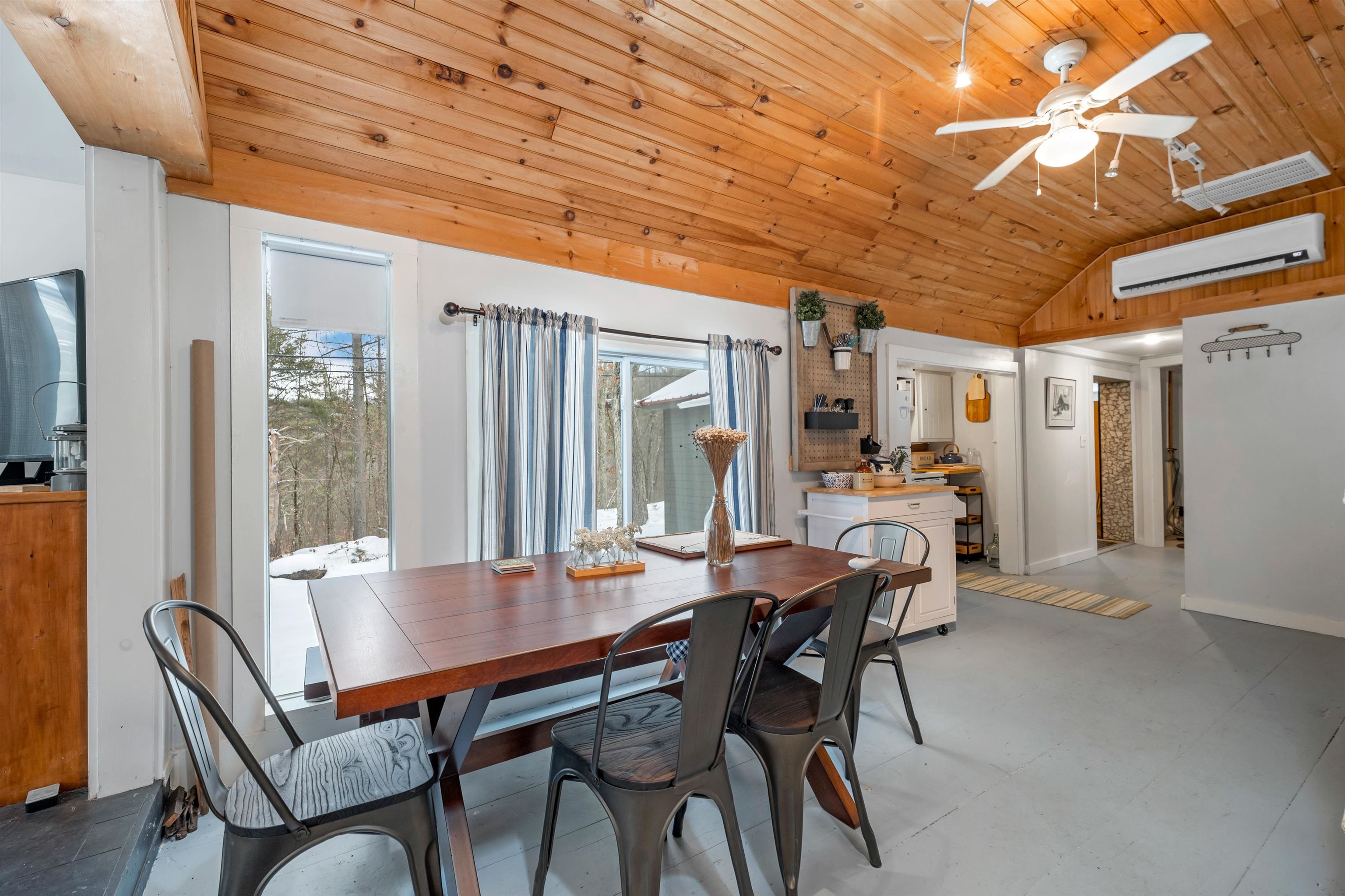 322 Kings Highway Unit: 209