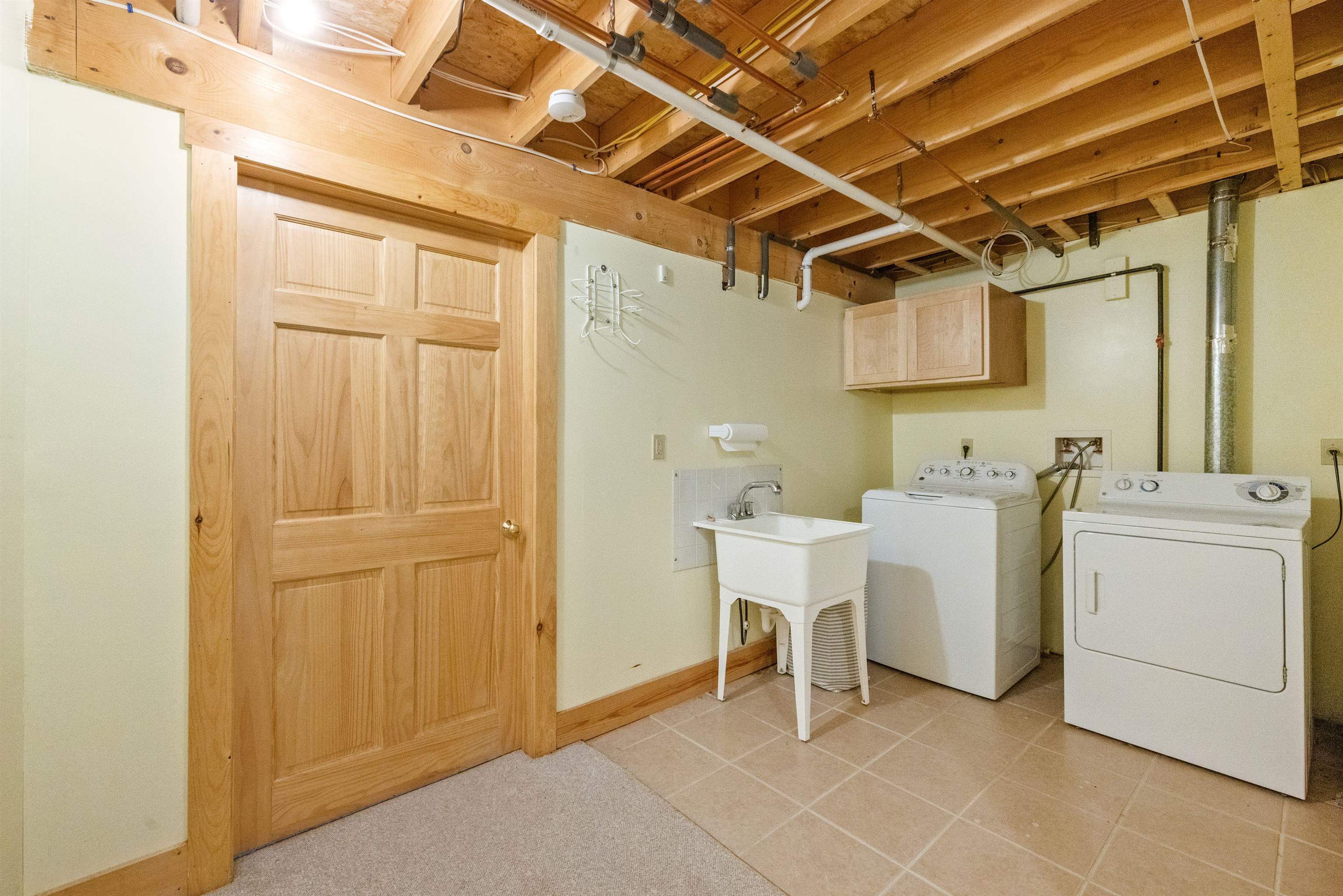 30 Dorrs Corner Road