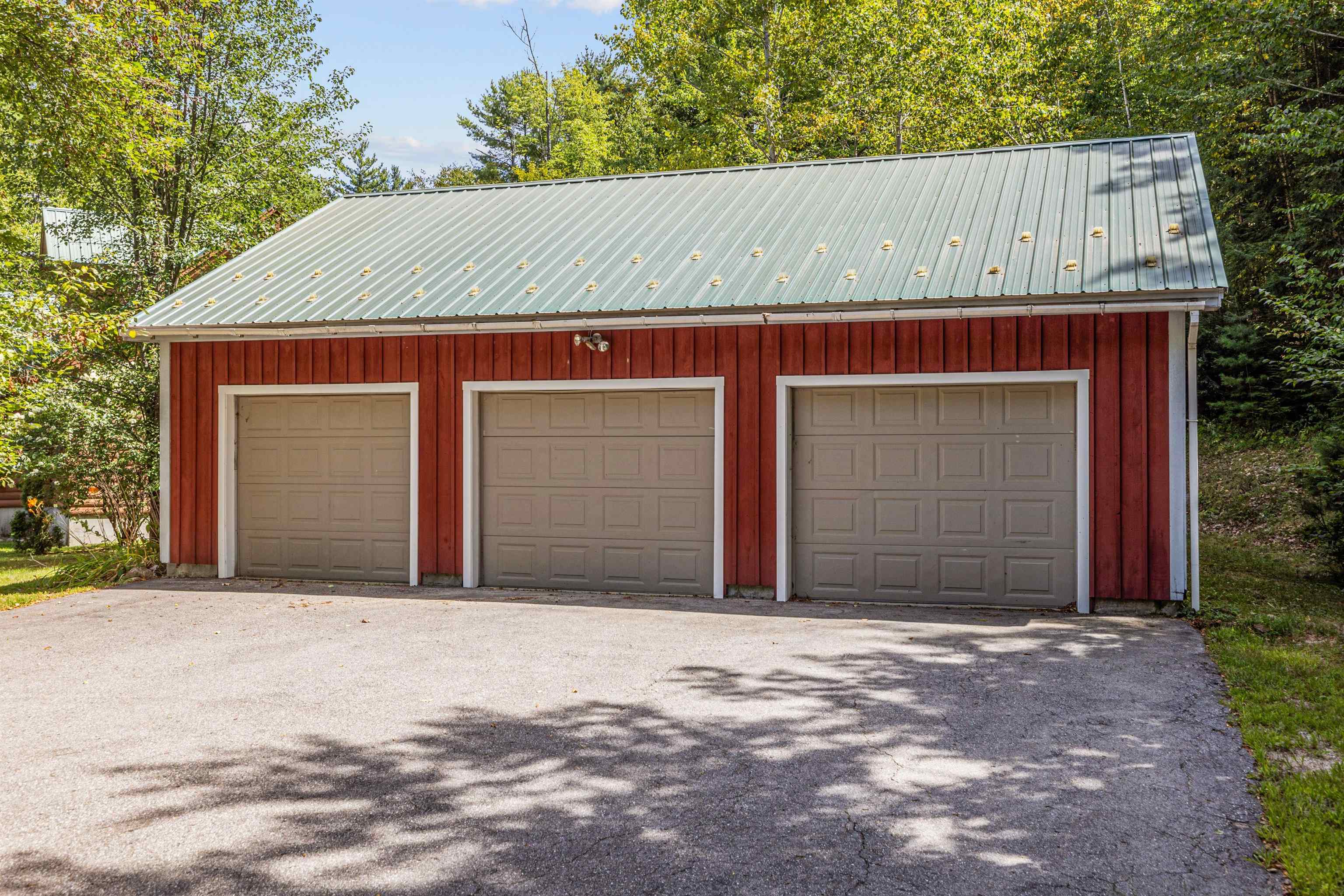 30 Dorrs Corner Road