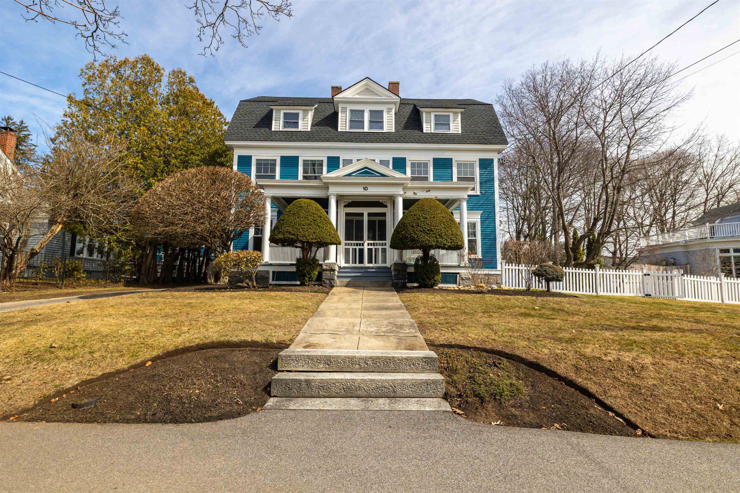 10 Ridge Road