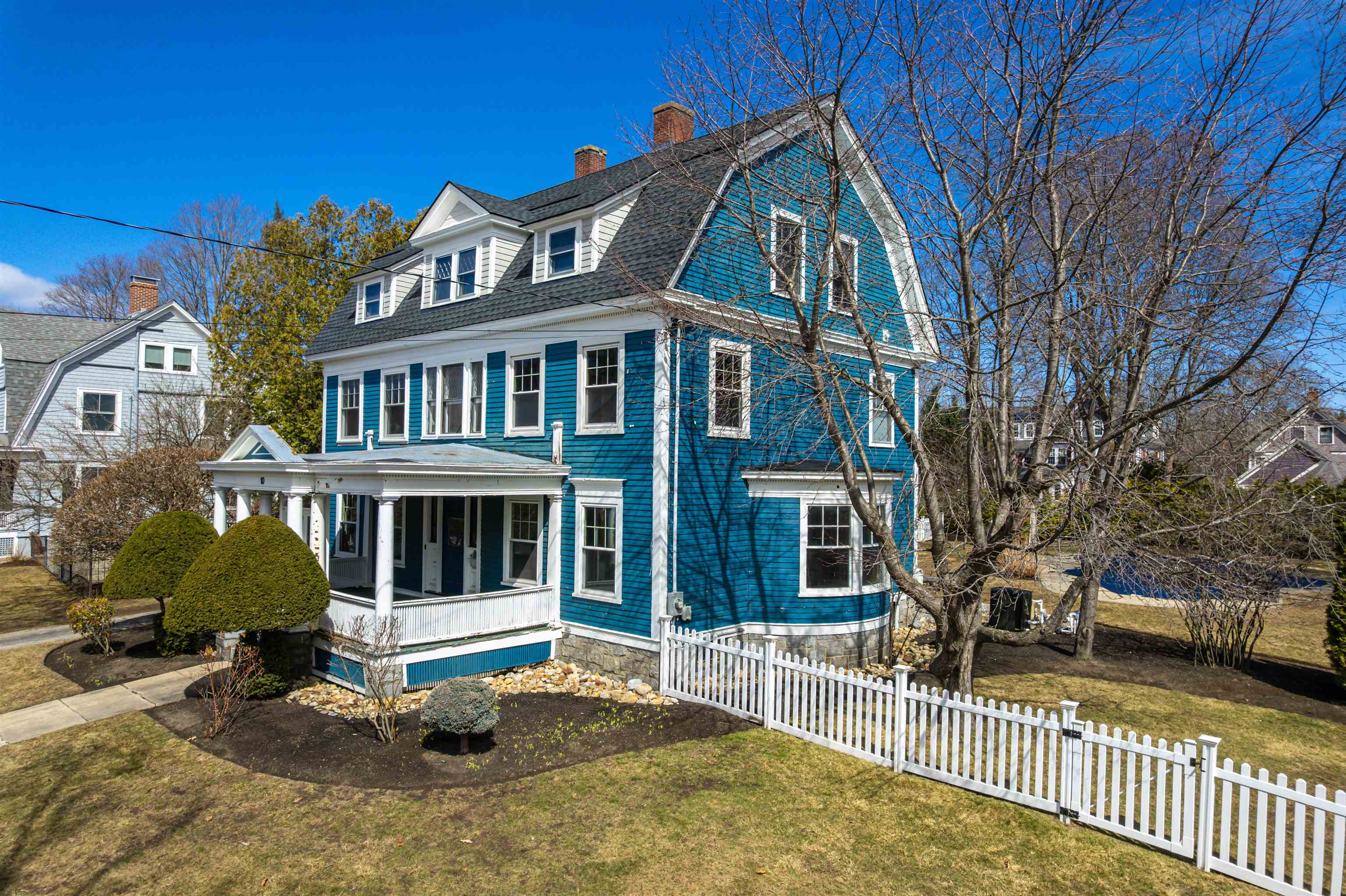 10 Ridge Road