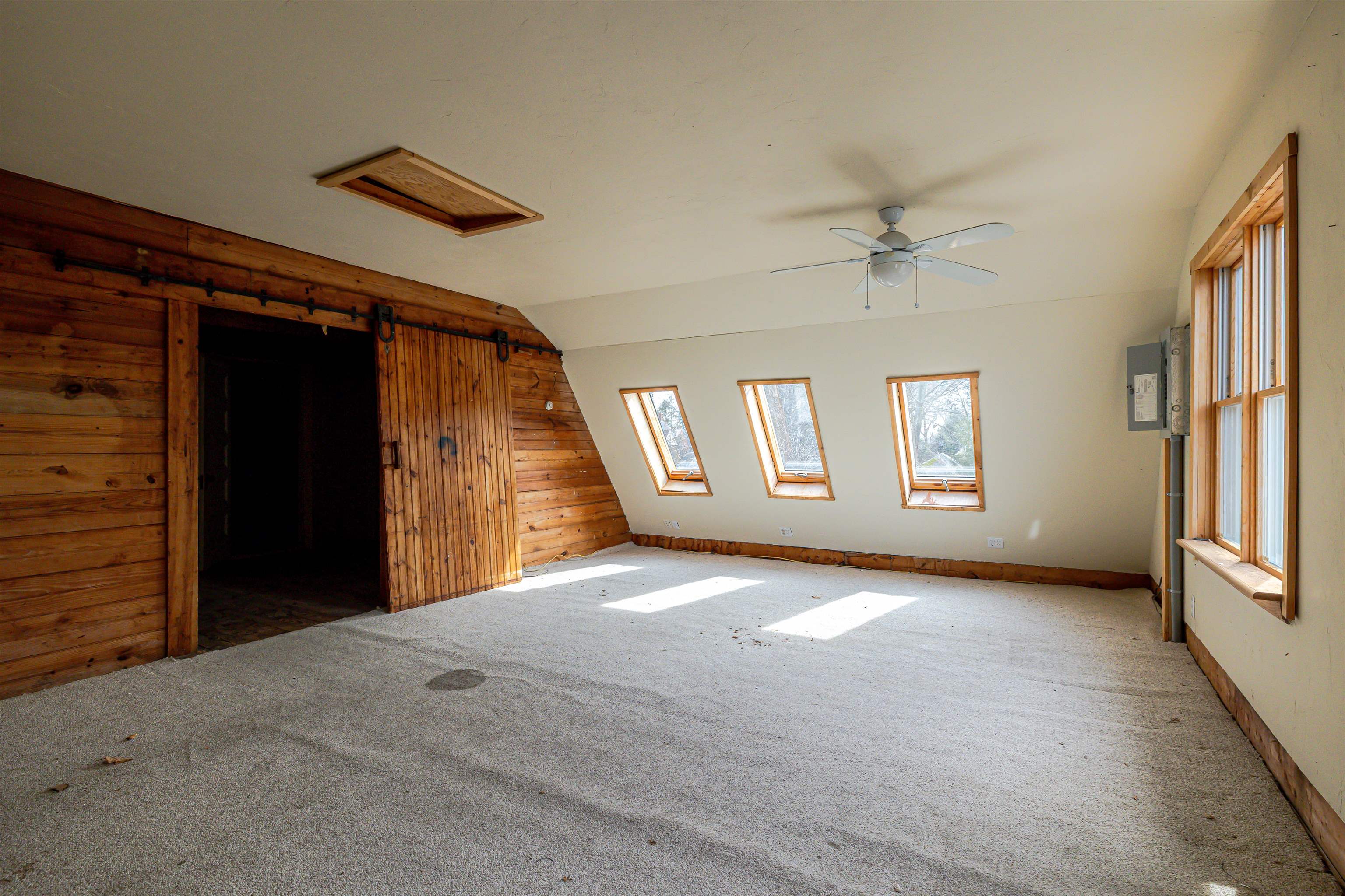 10 Ridge Road