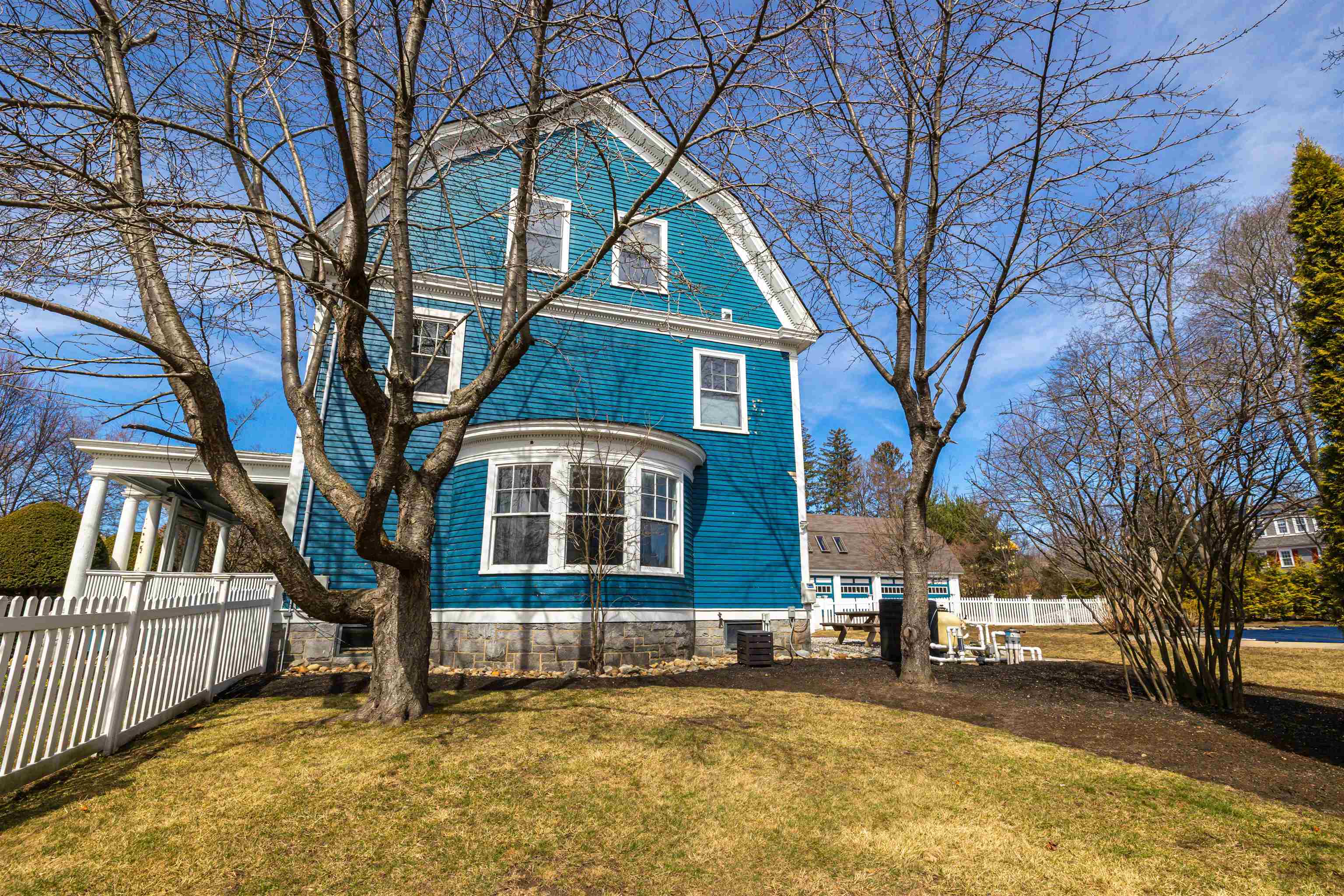10 Ridge Road