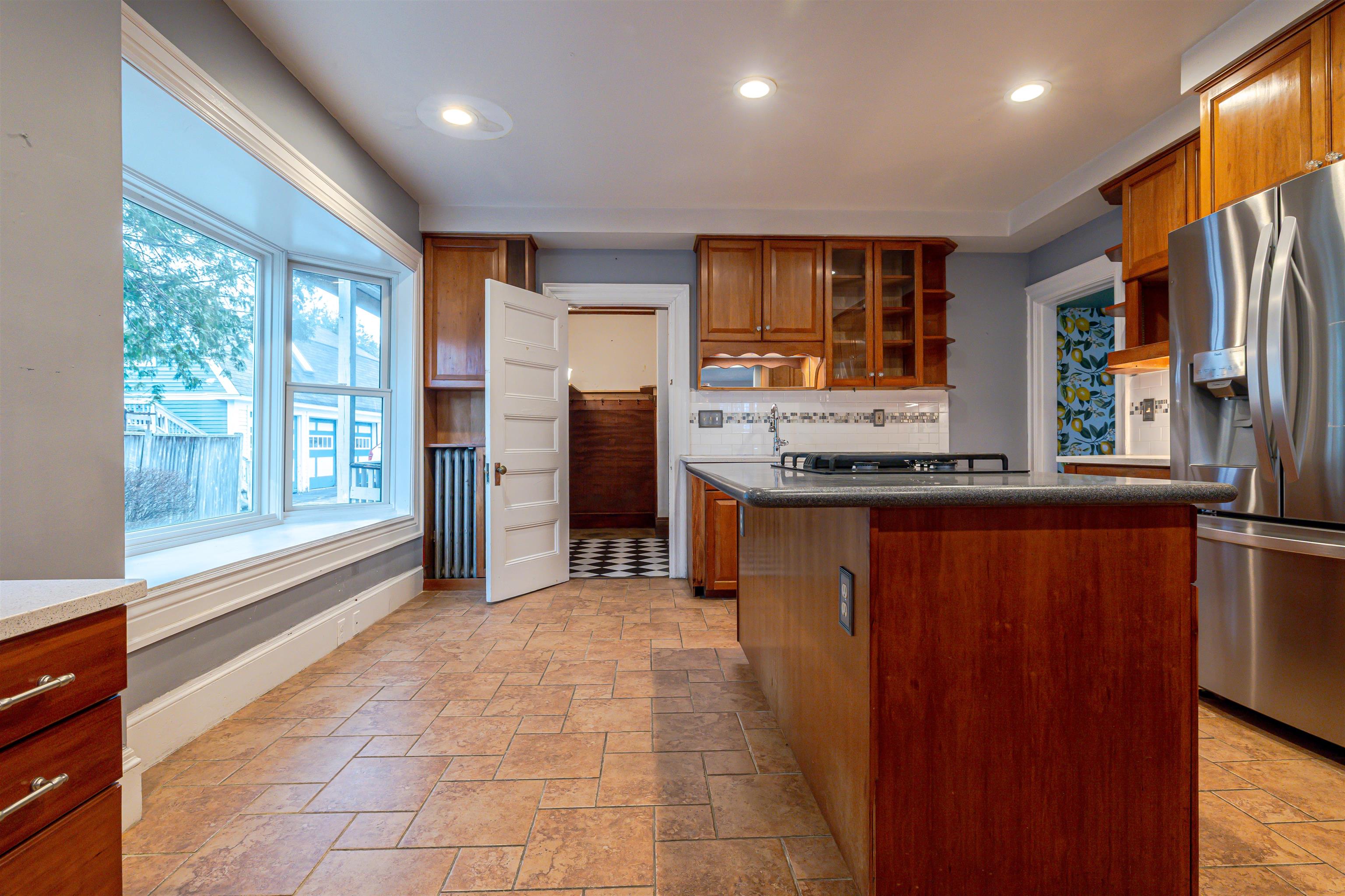 10 Ridge Road