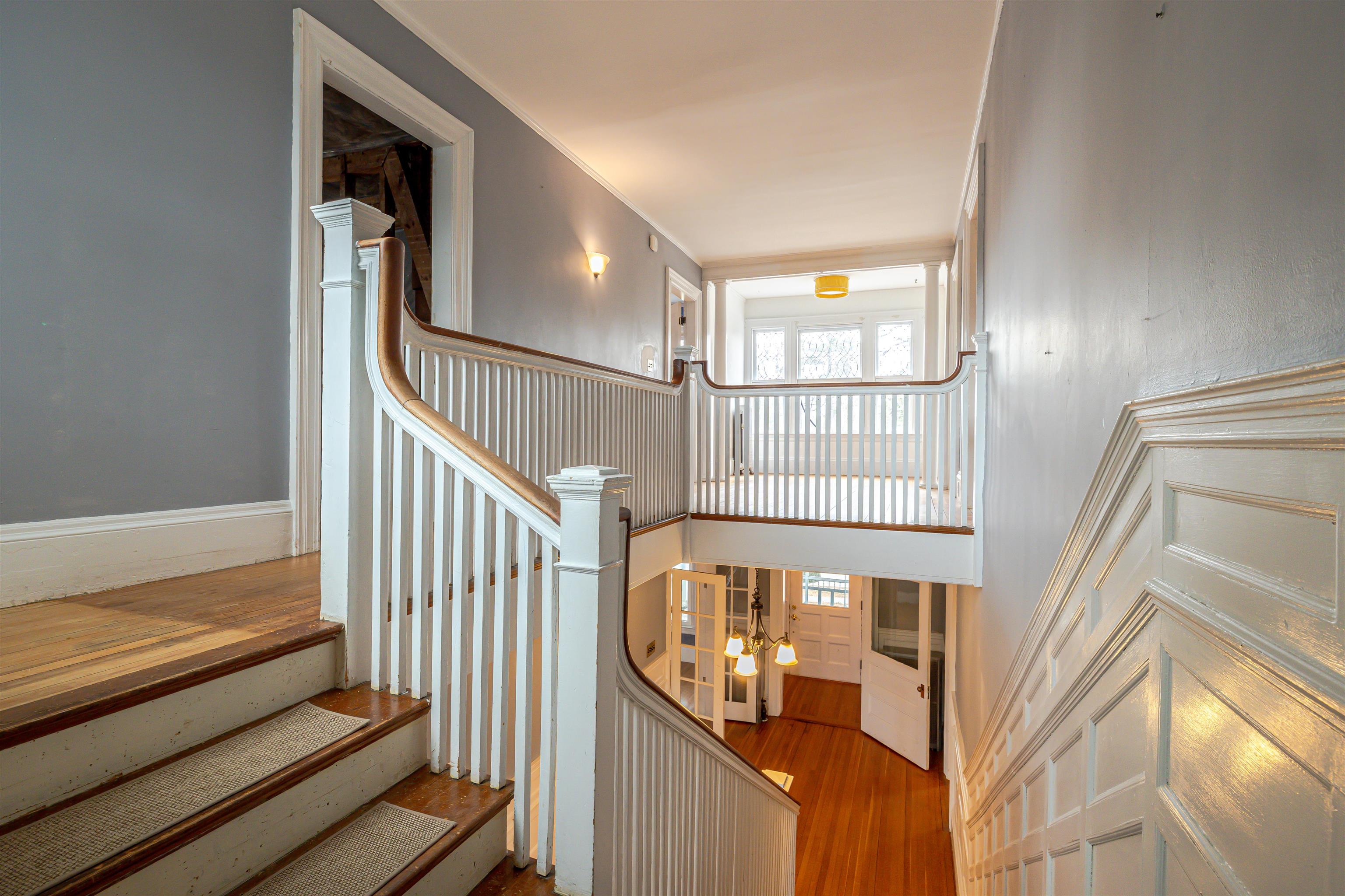 10 Ridge Road