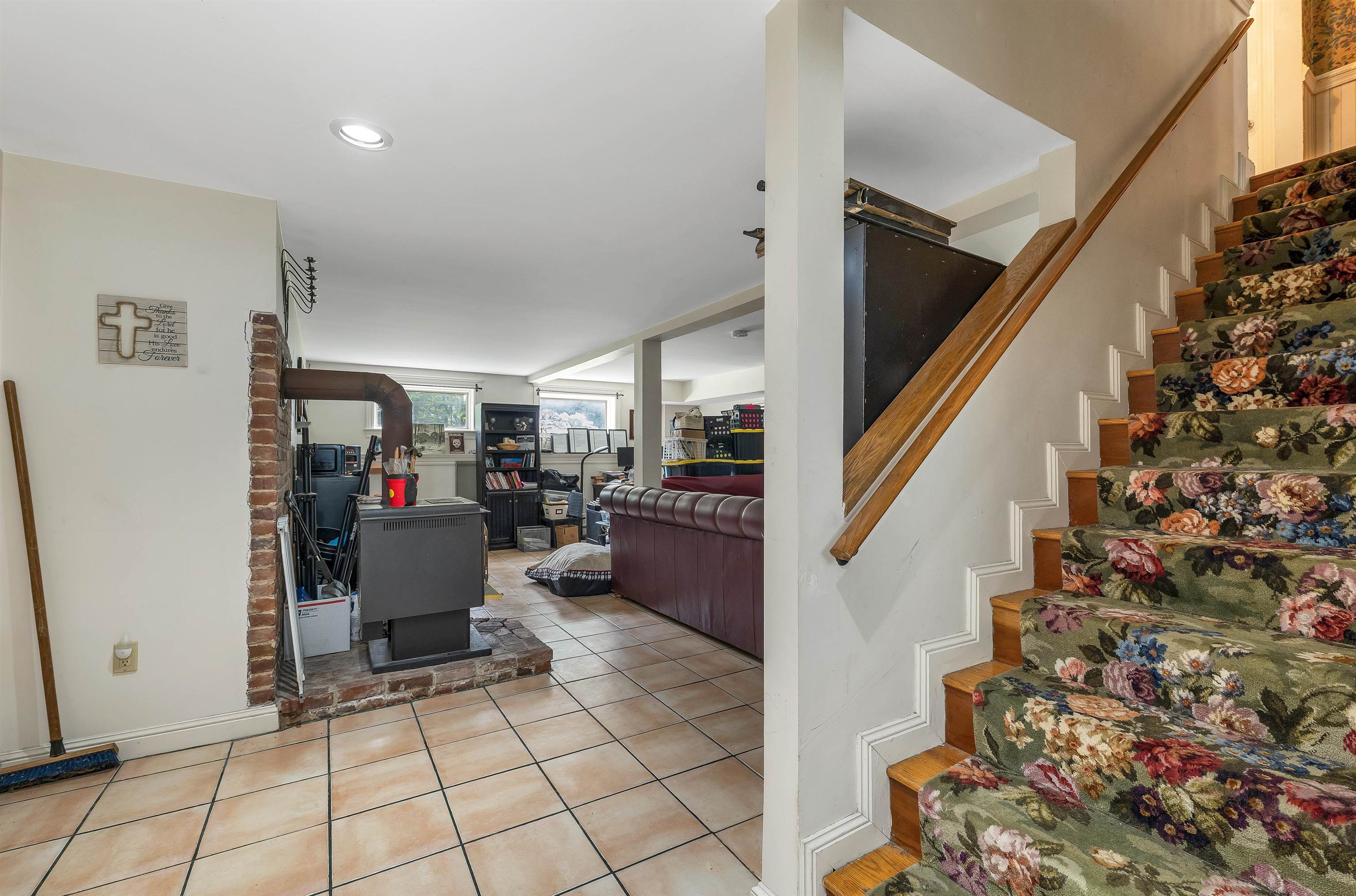 433 Hurricane Road