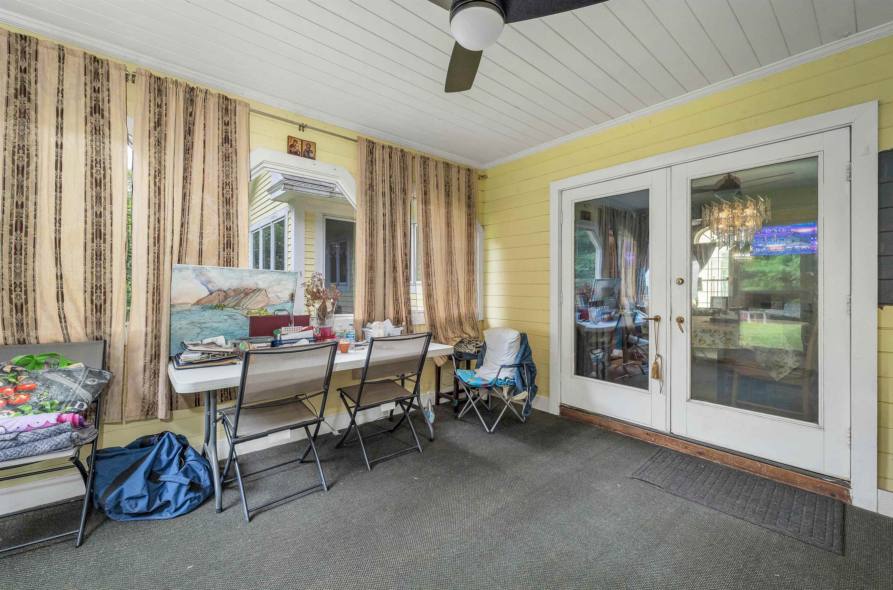 433 Hurricane Road