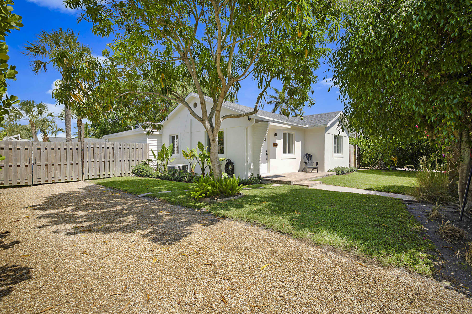 1630 N Ocean Breeze
