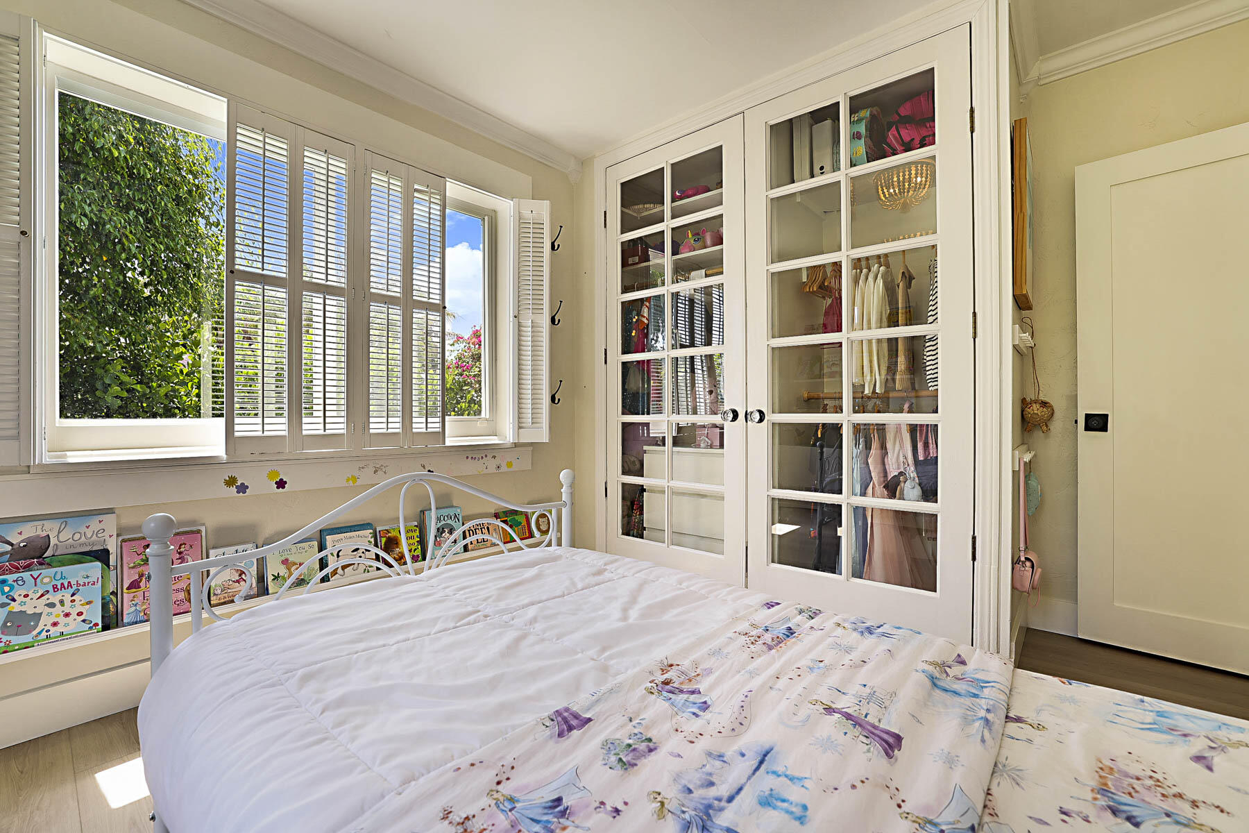 1630 N Ocean Breeze