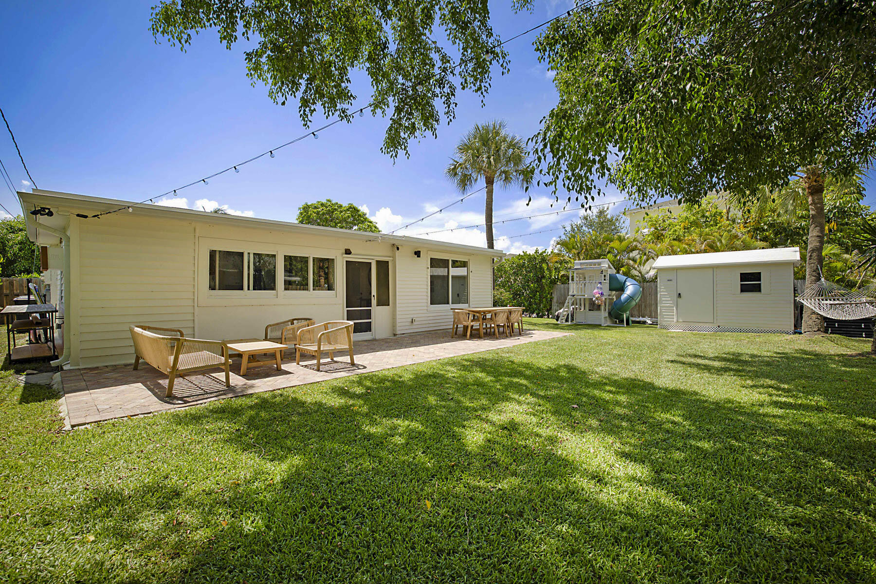 1630 N Ocean Breeze