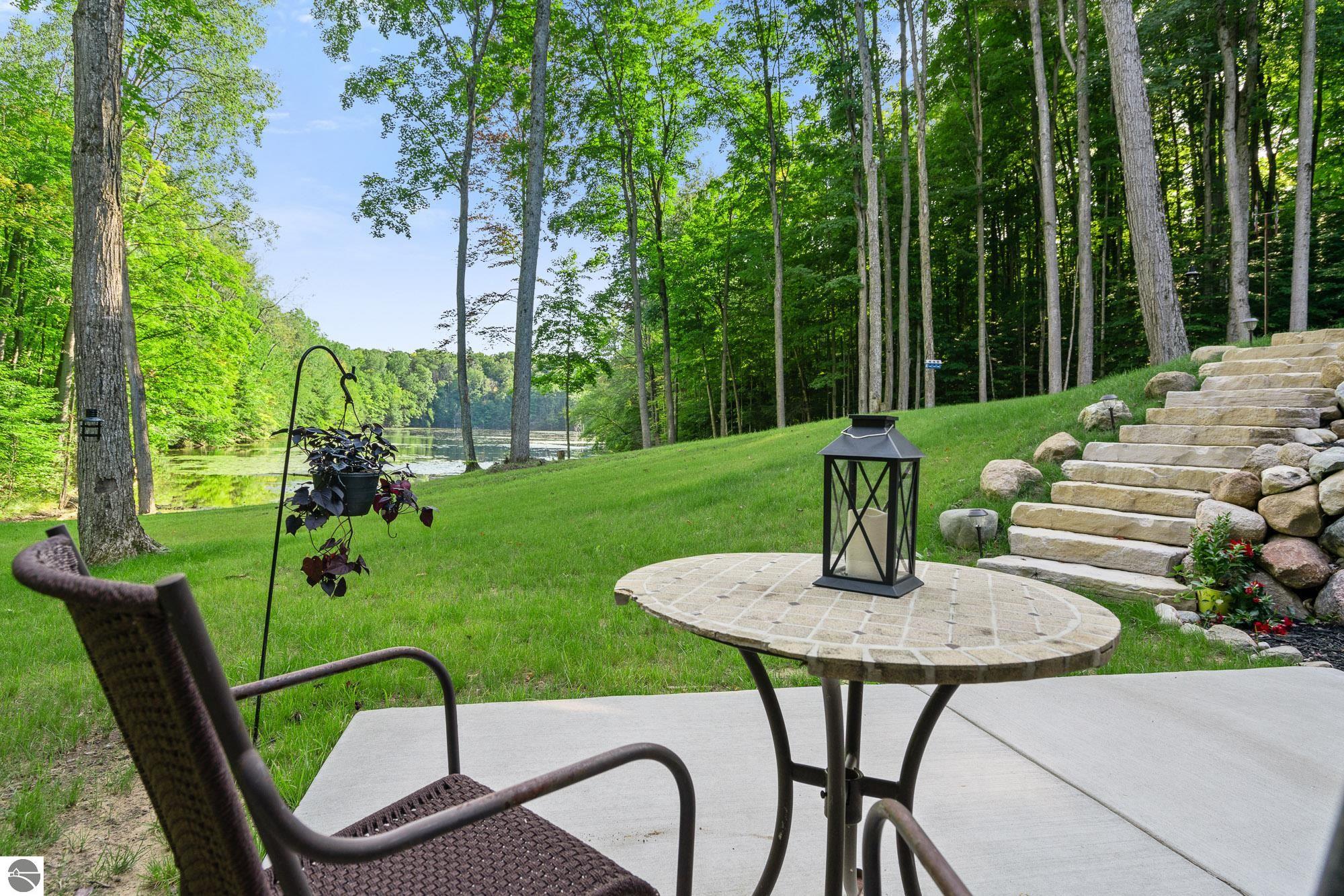10382 Eagle Ridge Trail