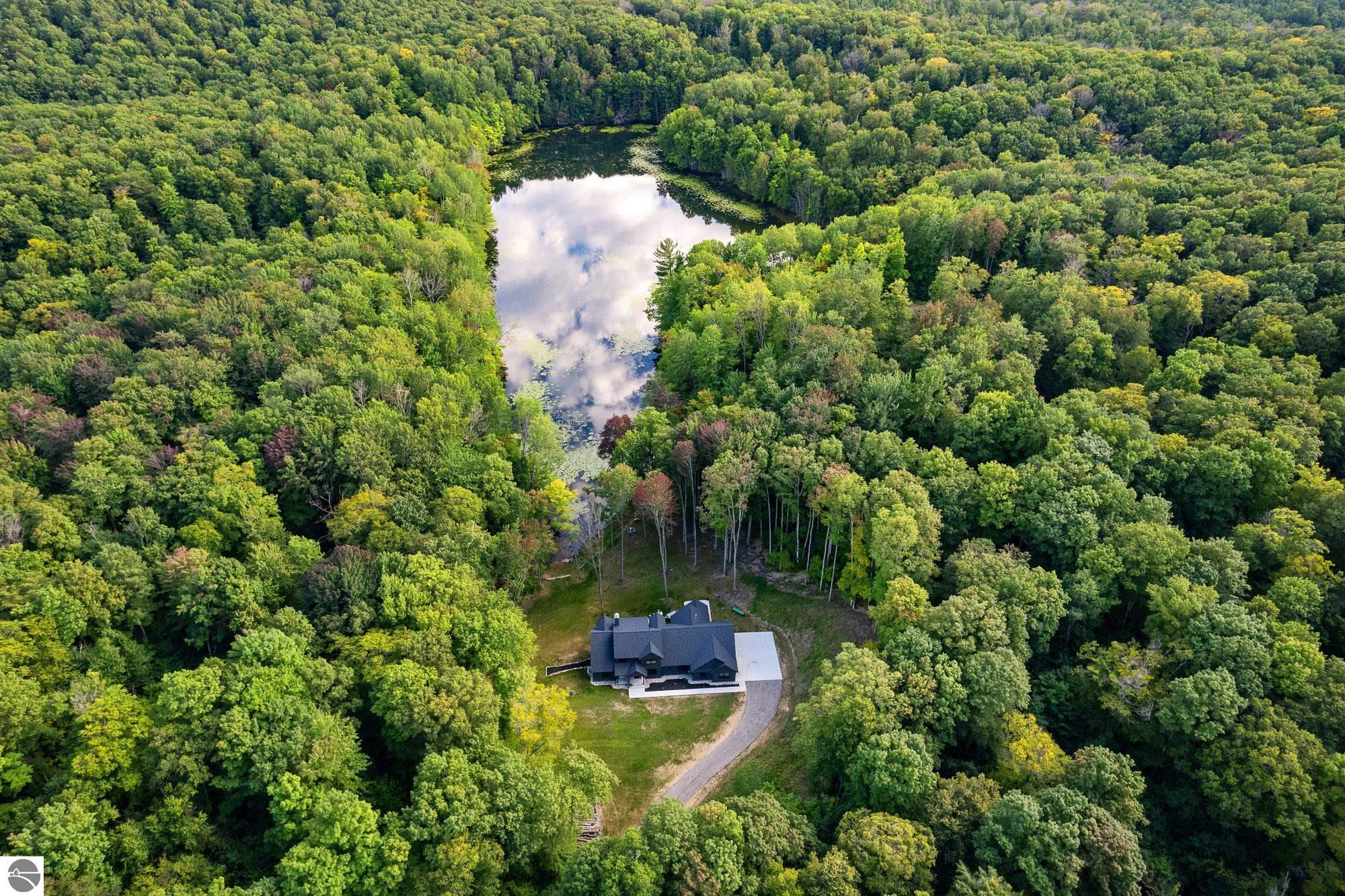 10382 Eagle Ridge Trail