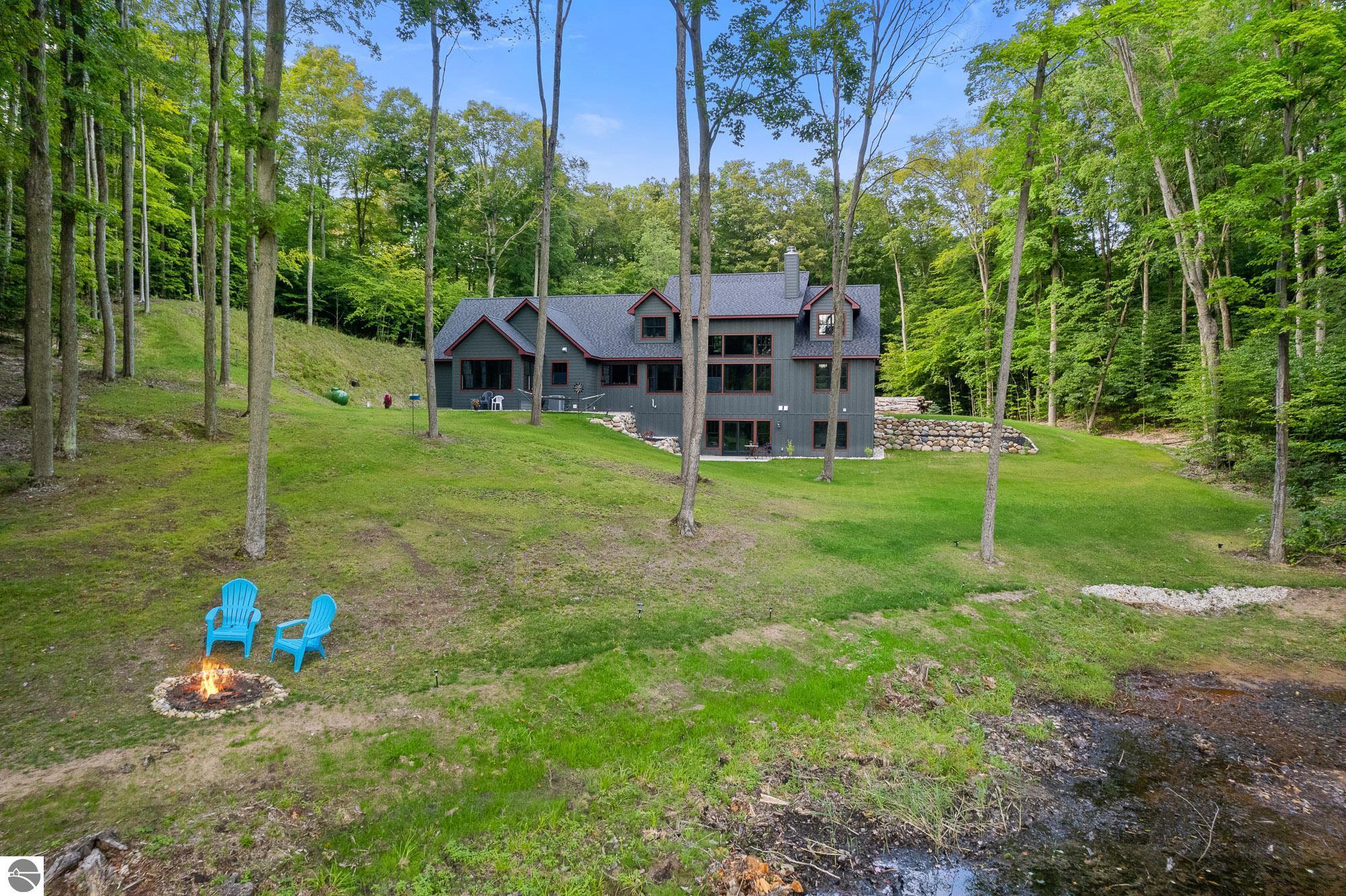 10382 Eagle Ridge Trail
