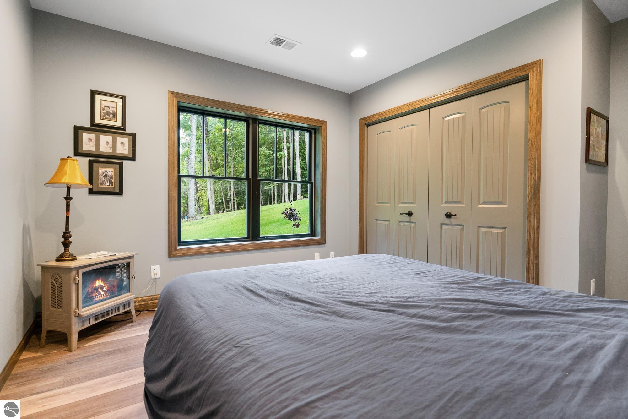 10382 Eagle Ridge Trail