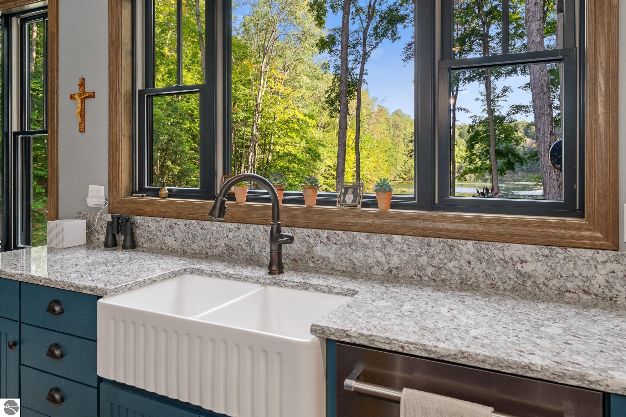 10382 Eagle Ridge Trail
