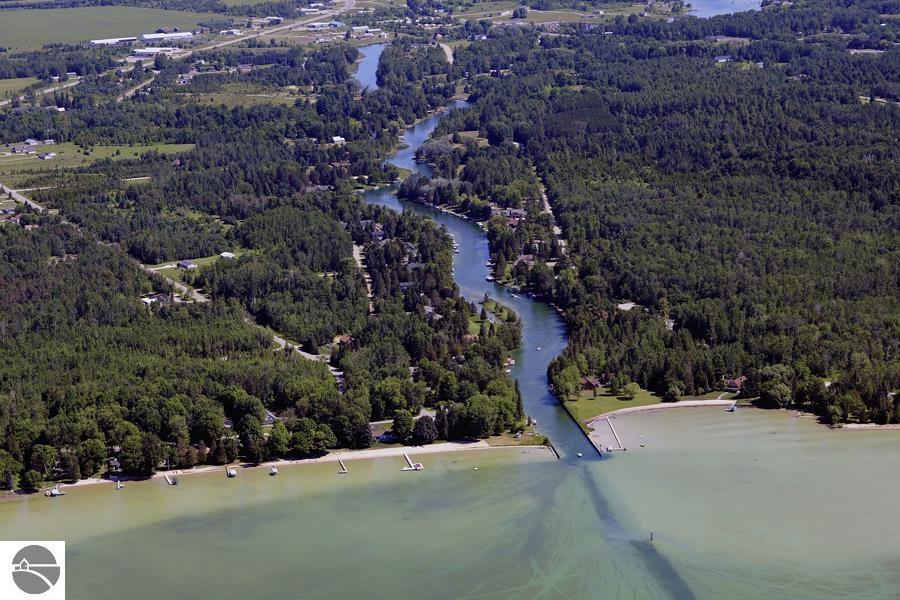 3656 US-31 N Unit: 8