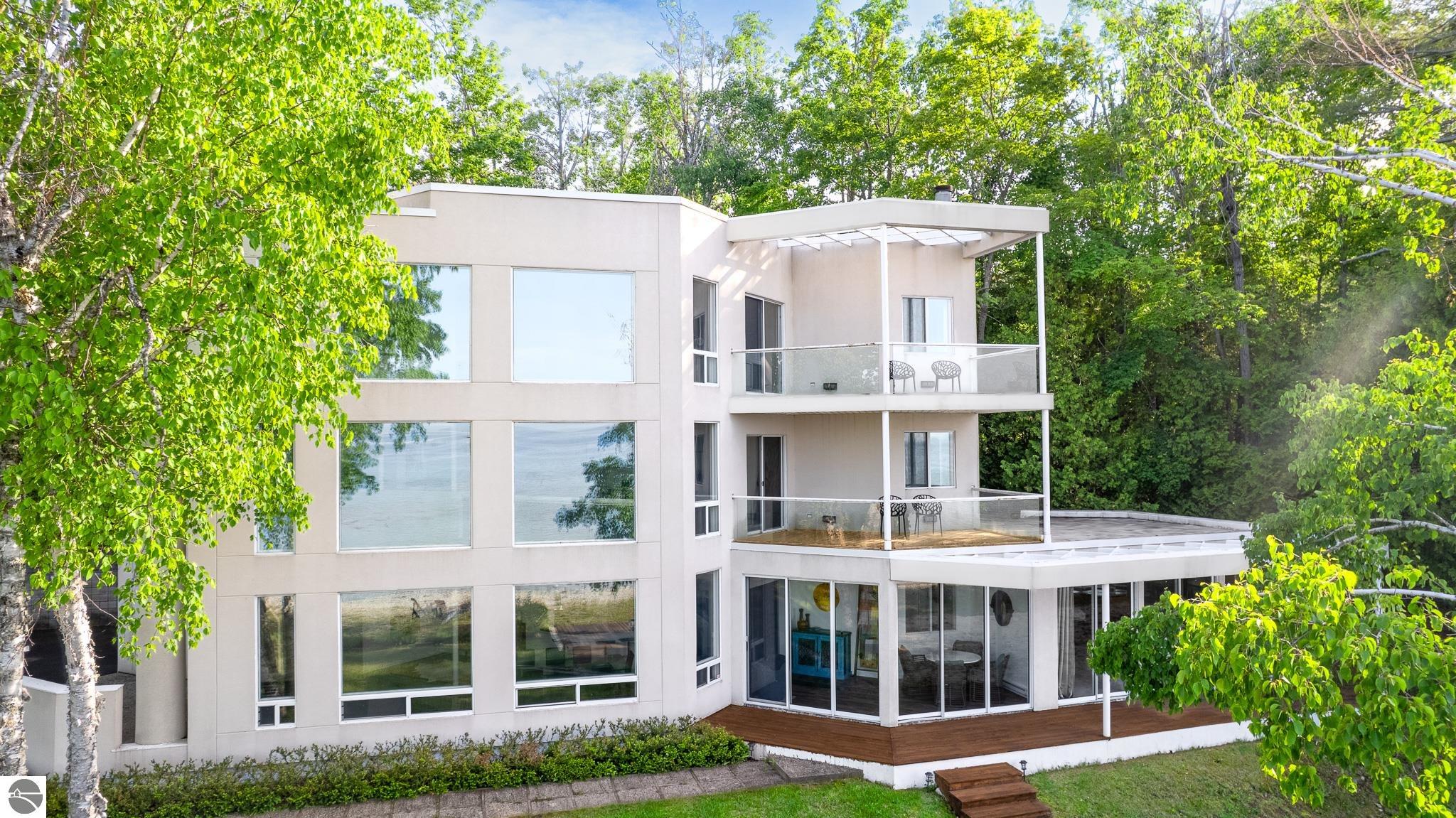 7857 Nine Mile Point Drive