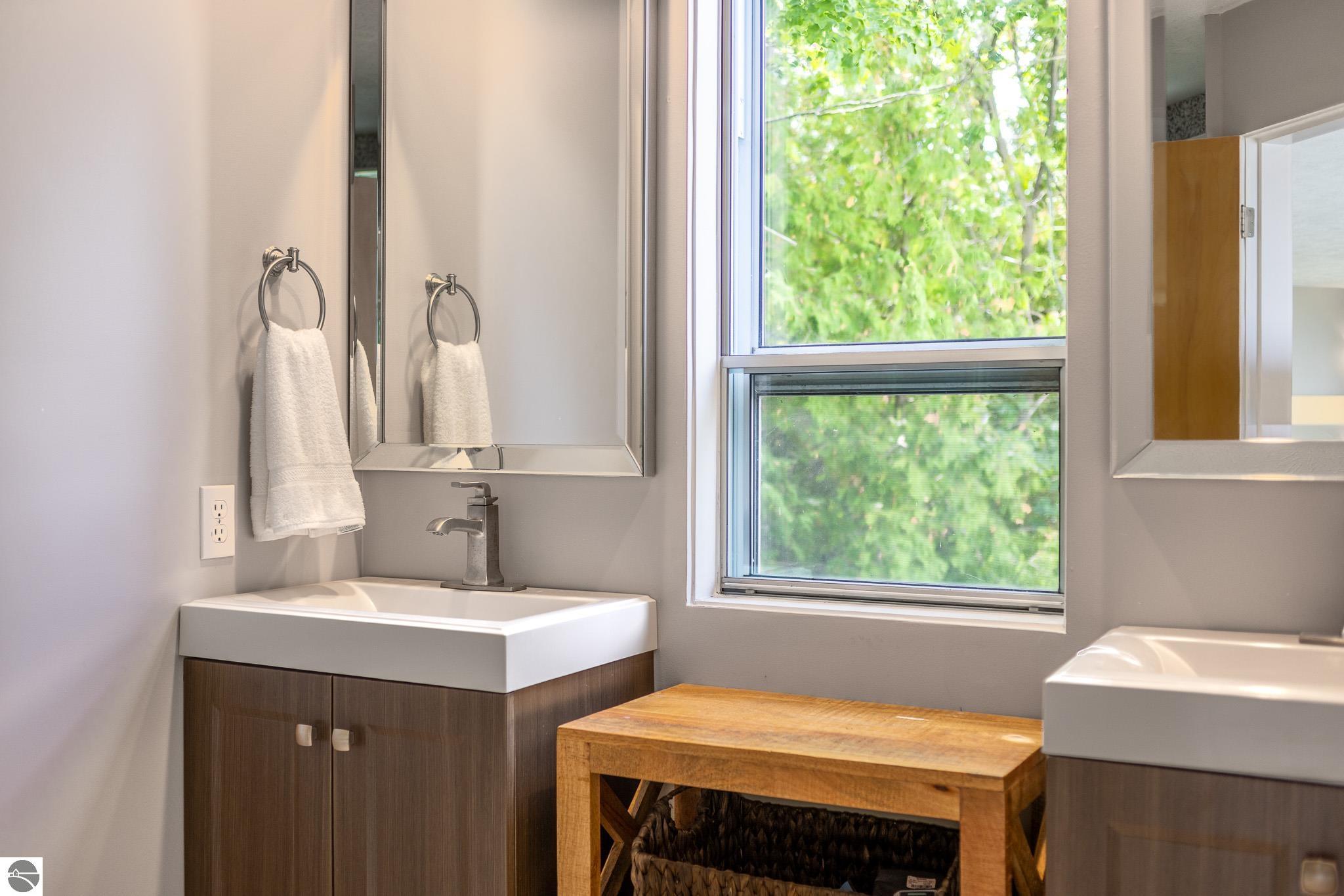 7857 Nine Mile Point Drive