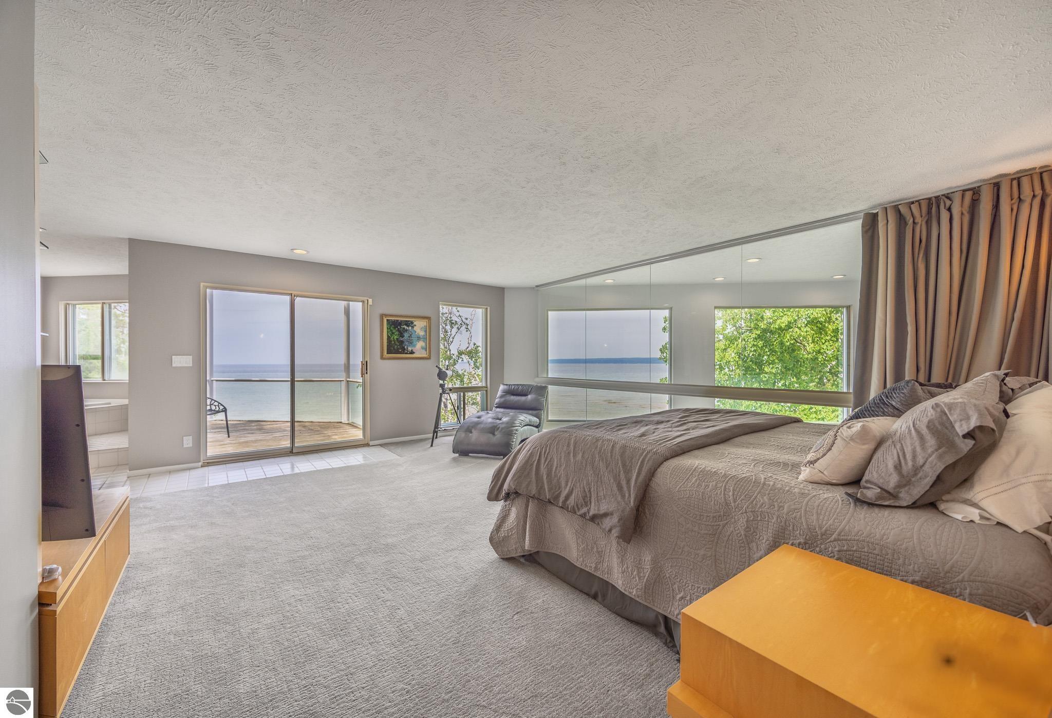 7857 Nine Mile Point Drive