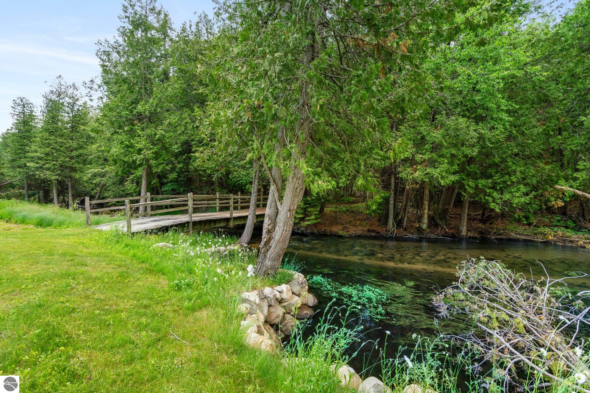1133 W Thumb Lake Road