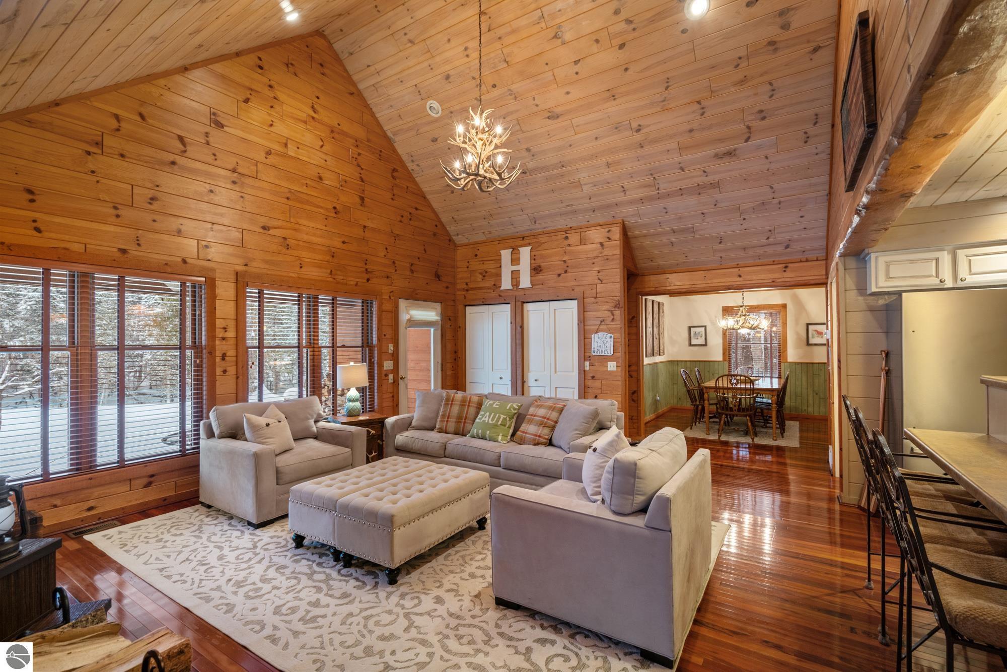 1133 W Thumb Lake Road