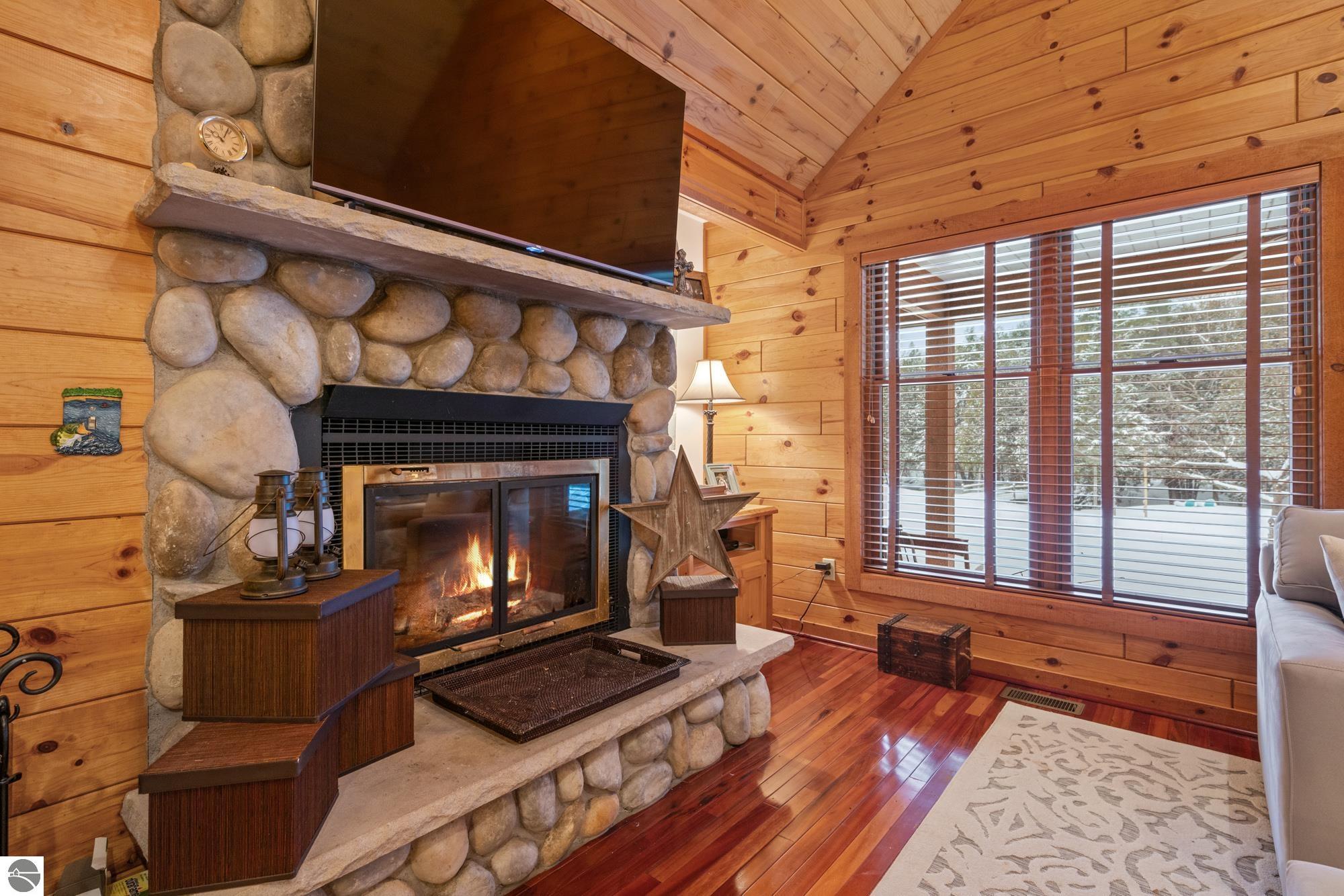 1133 W Thumb Lake Road