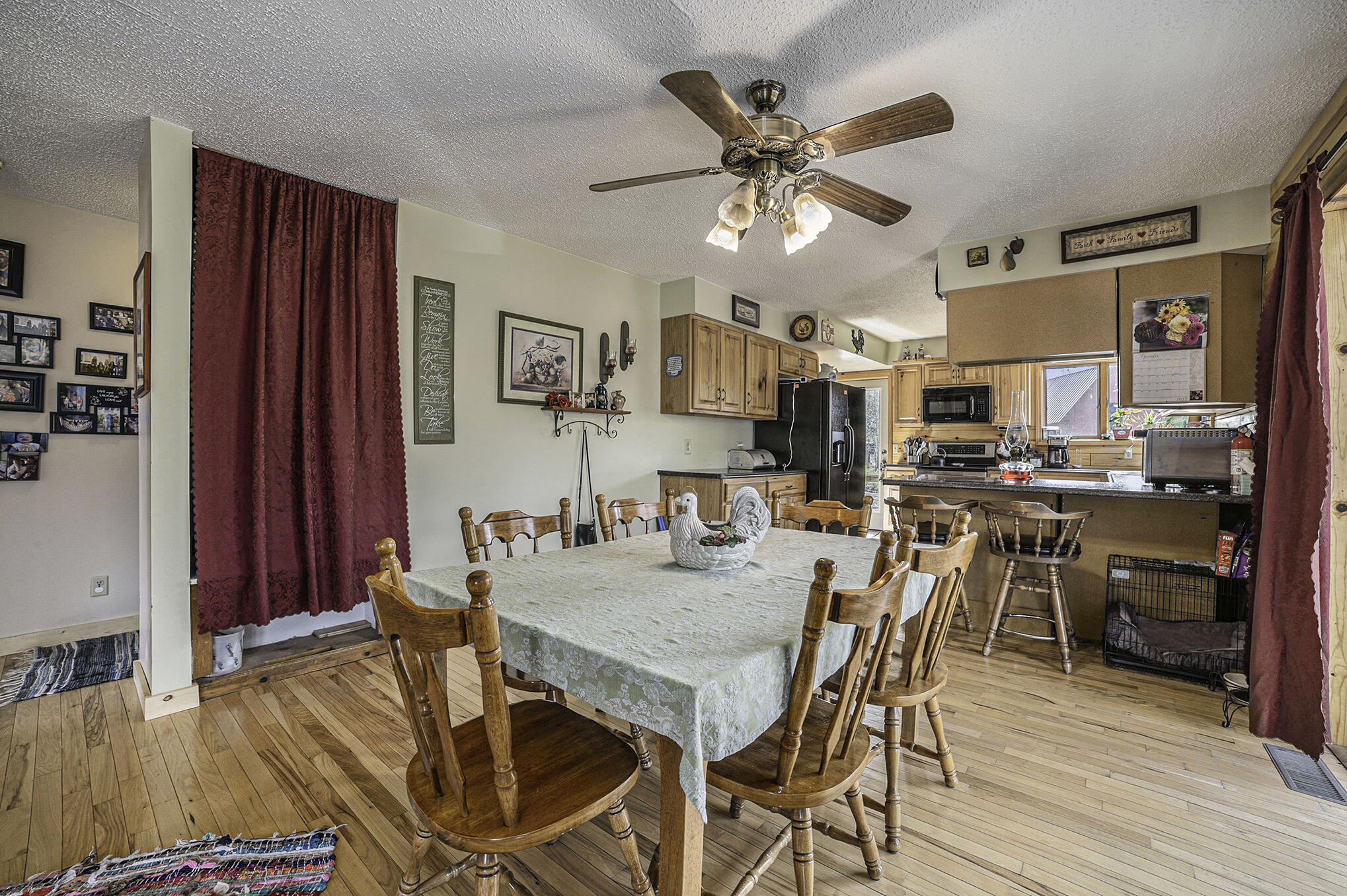 2688 Valley Road