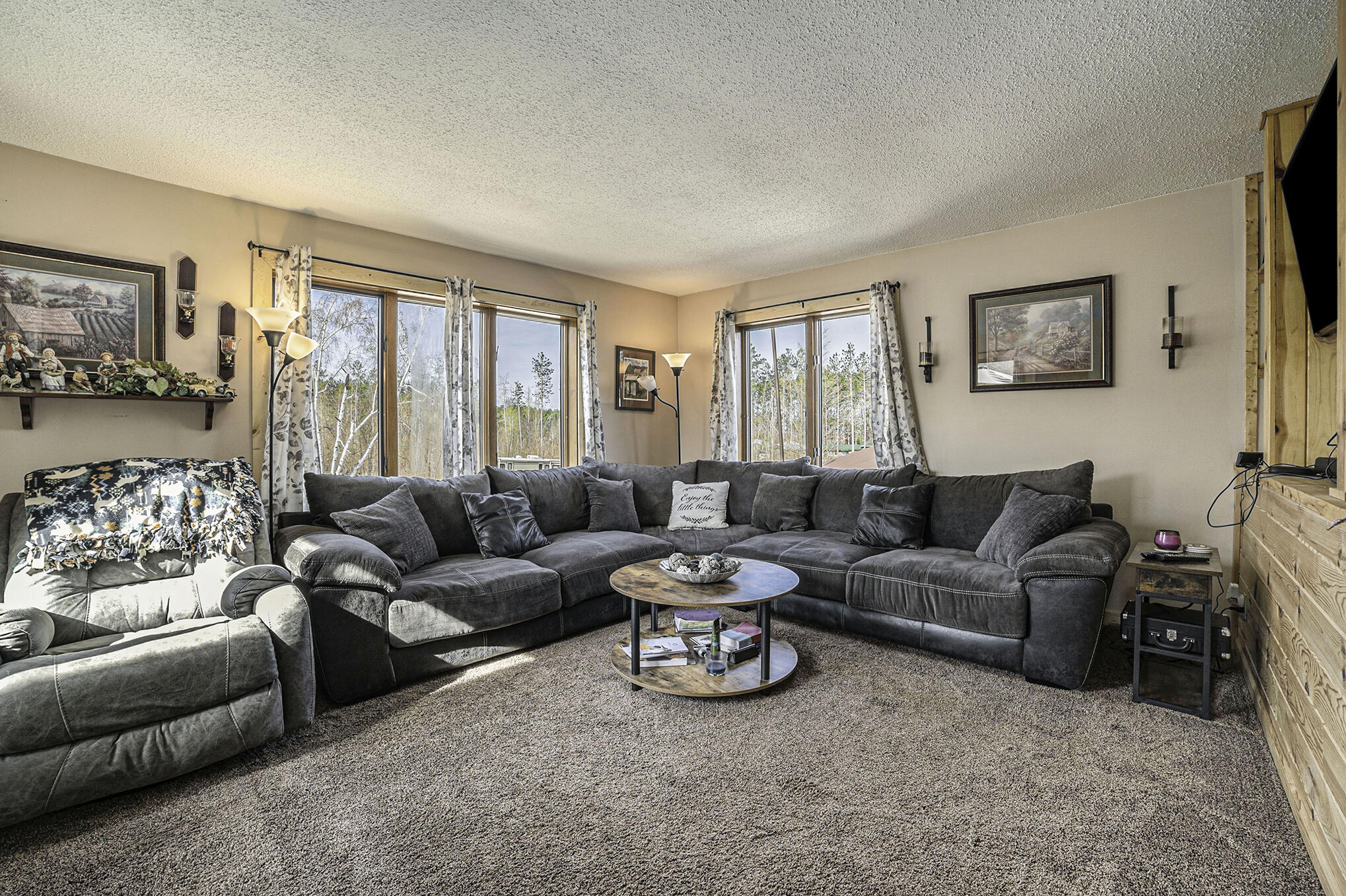 2688 Valley Road