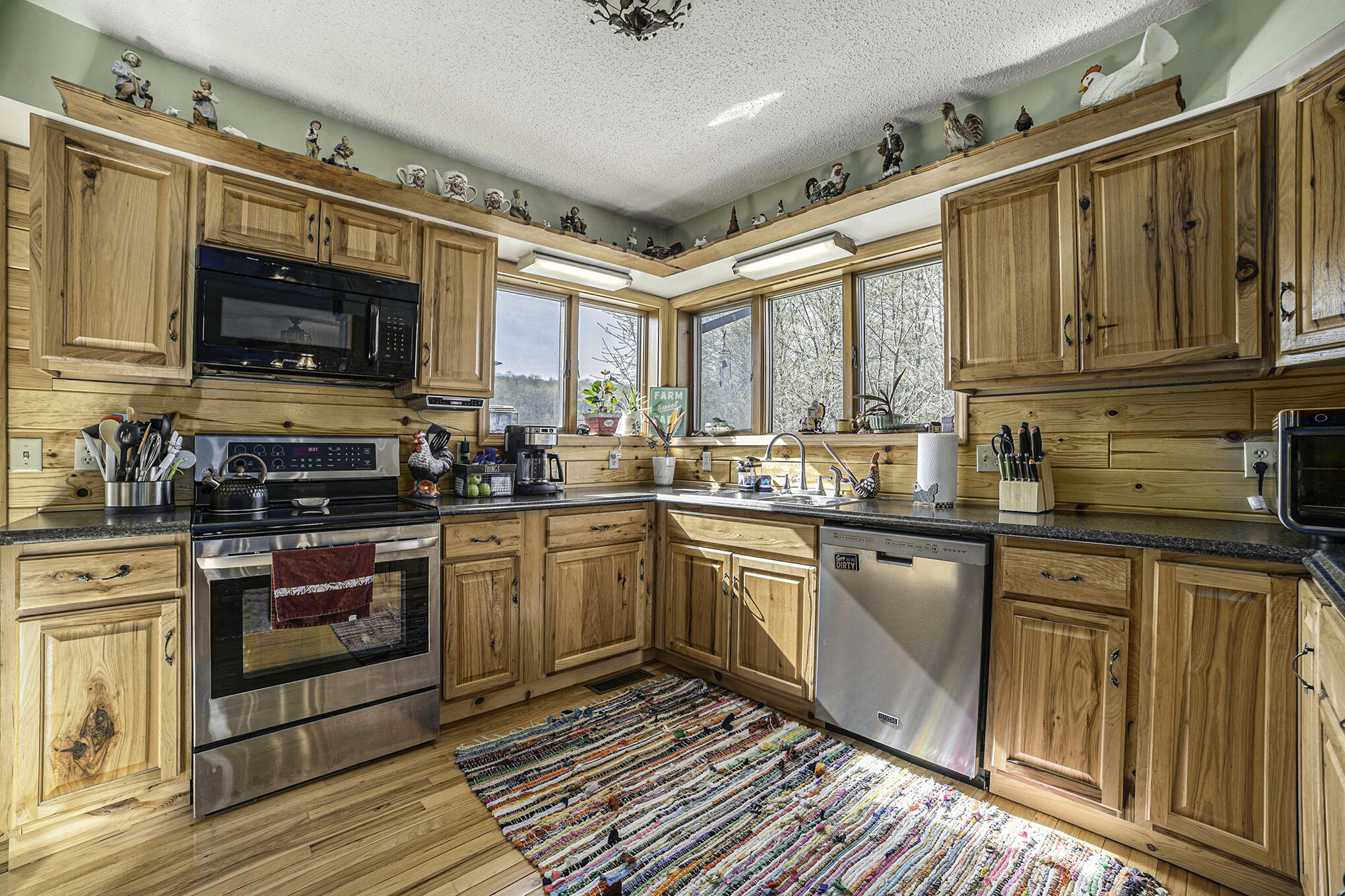 2688 Valley Road