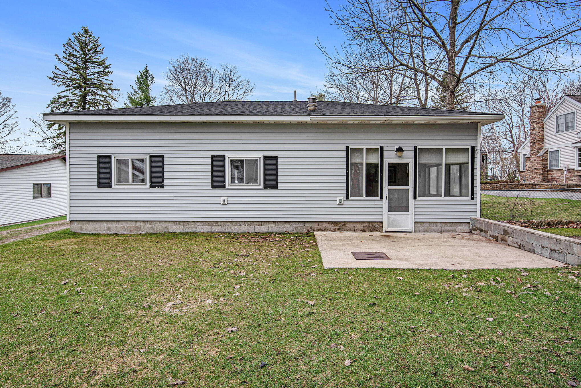 7497 Mullett Lake Road