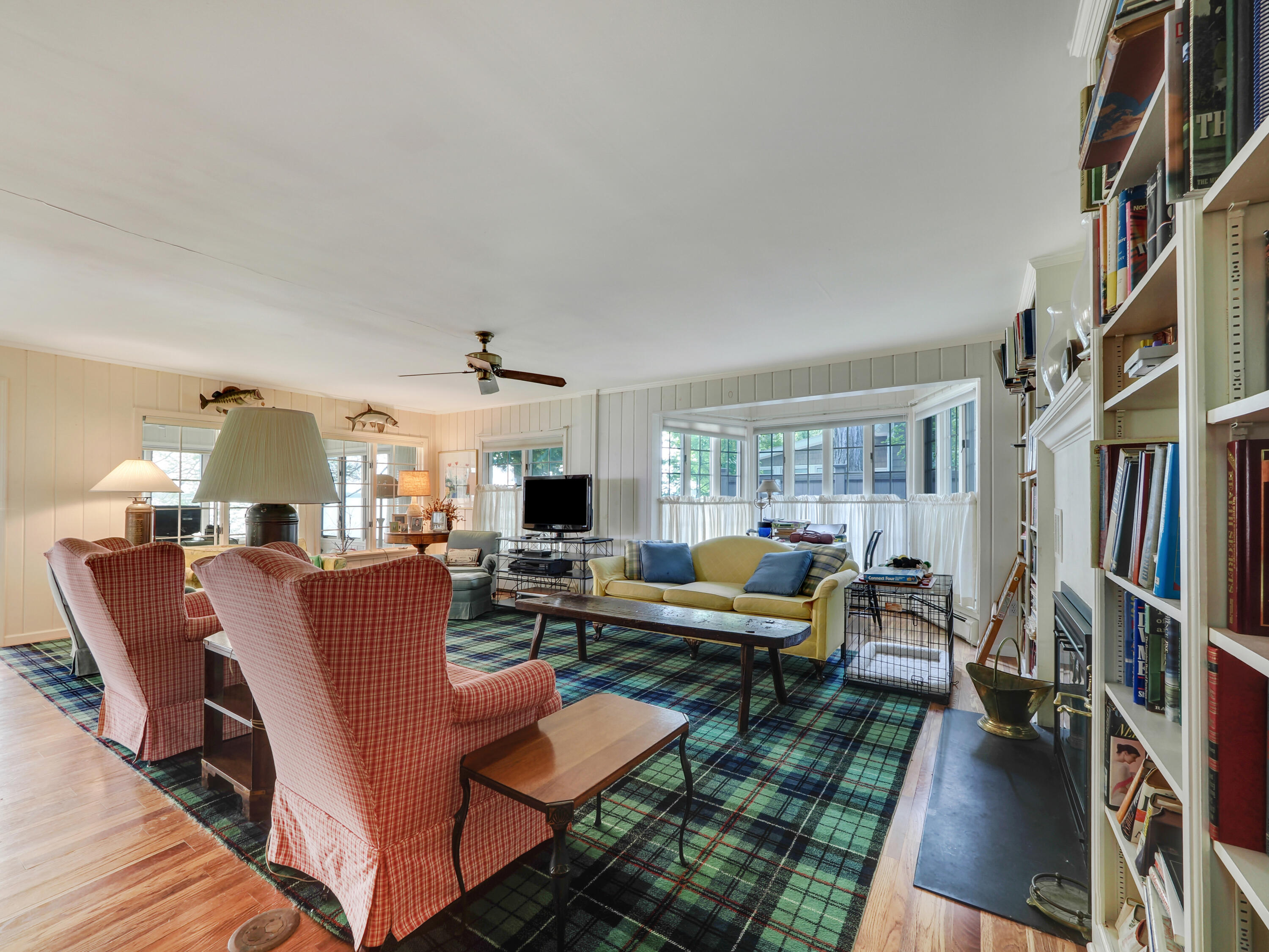 5452 Birchwood Drive