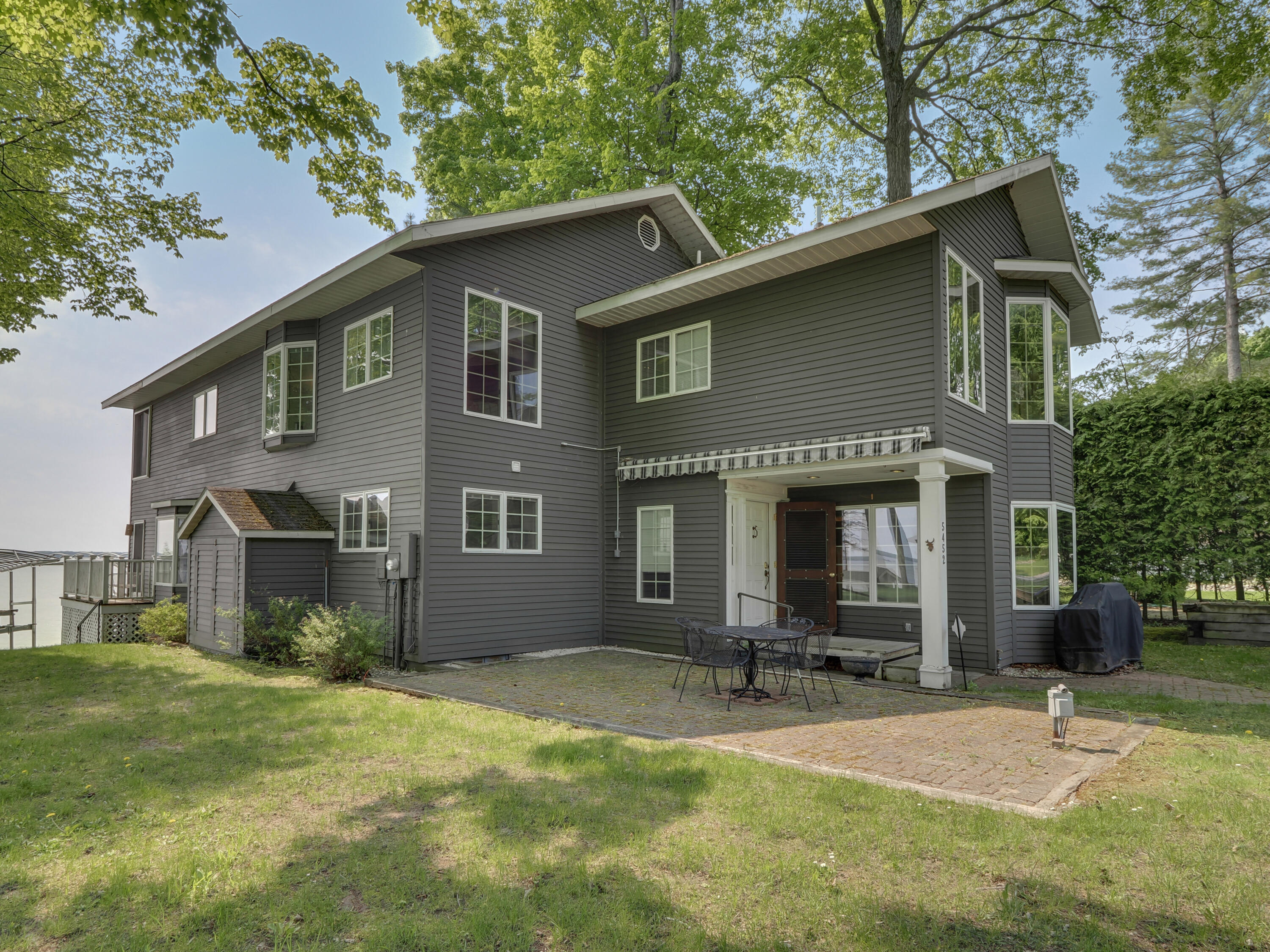 5452 Birchwood Drive