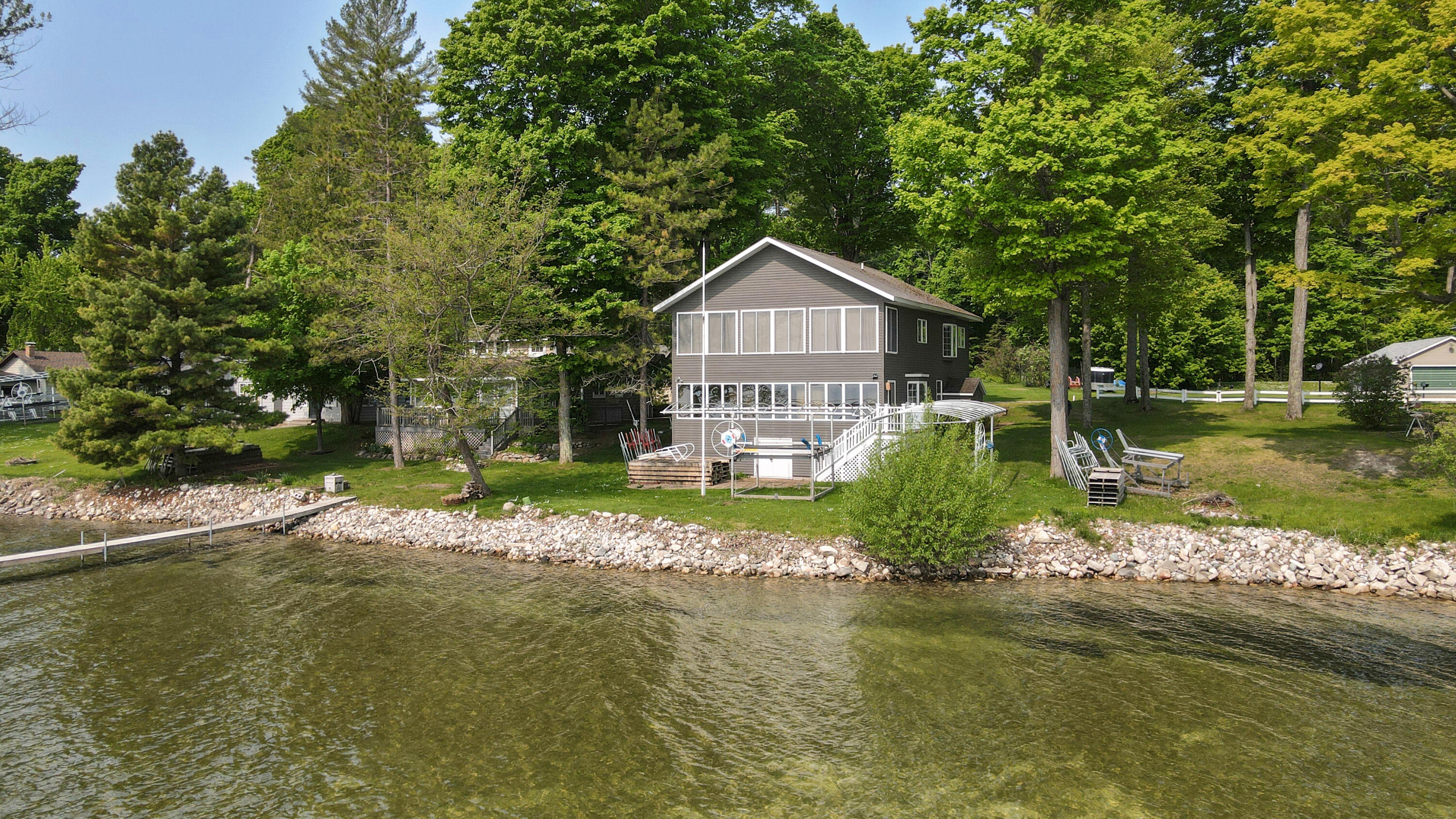 5452 Birchwood Drive