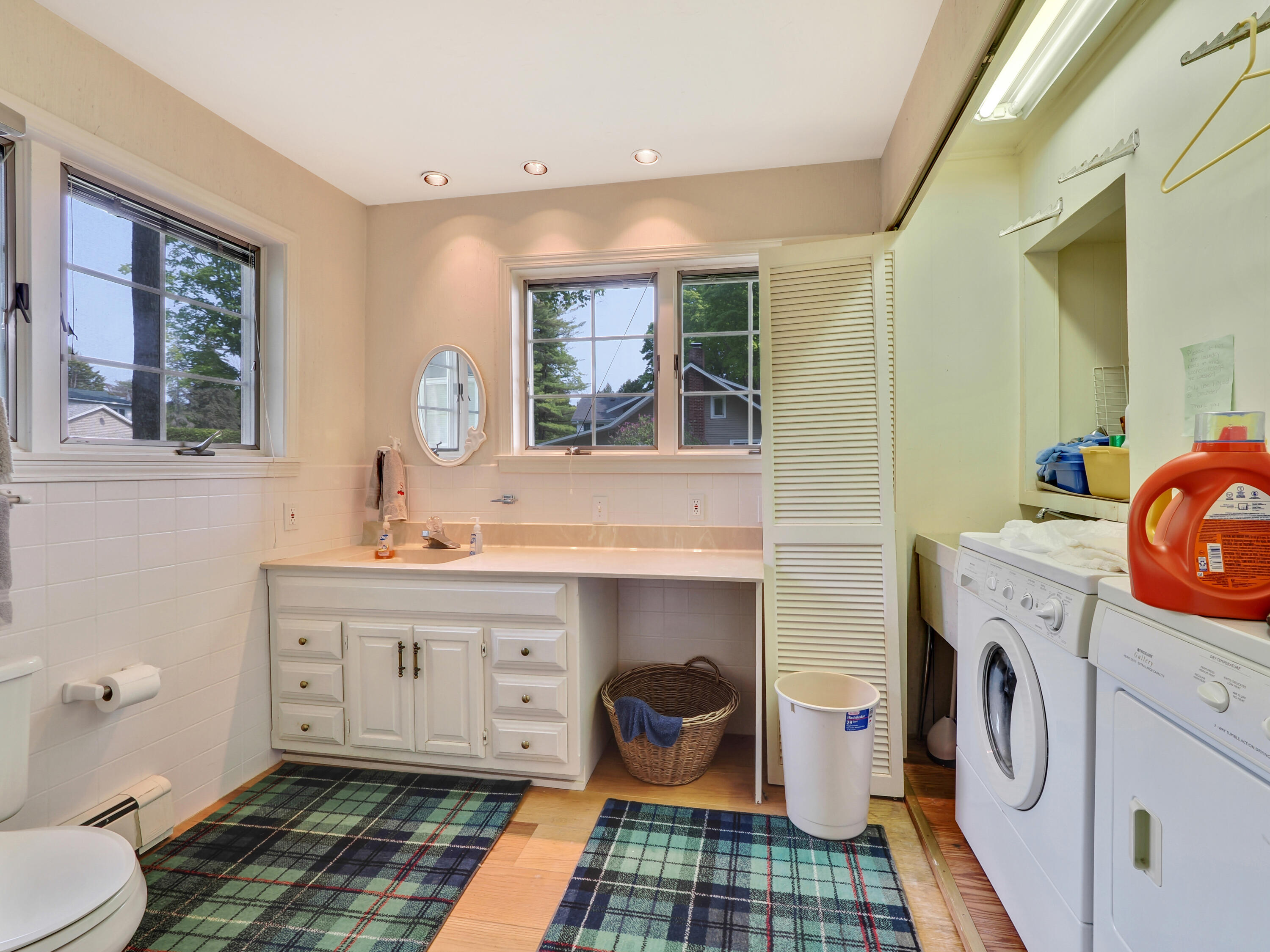 5452 Birchwood Drive