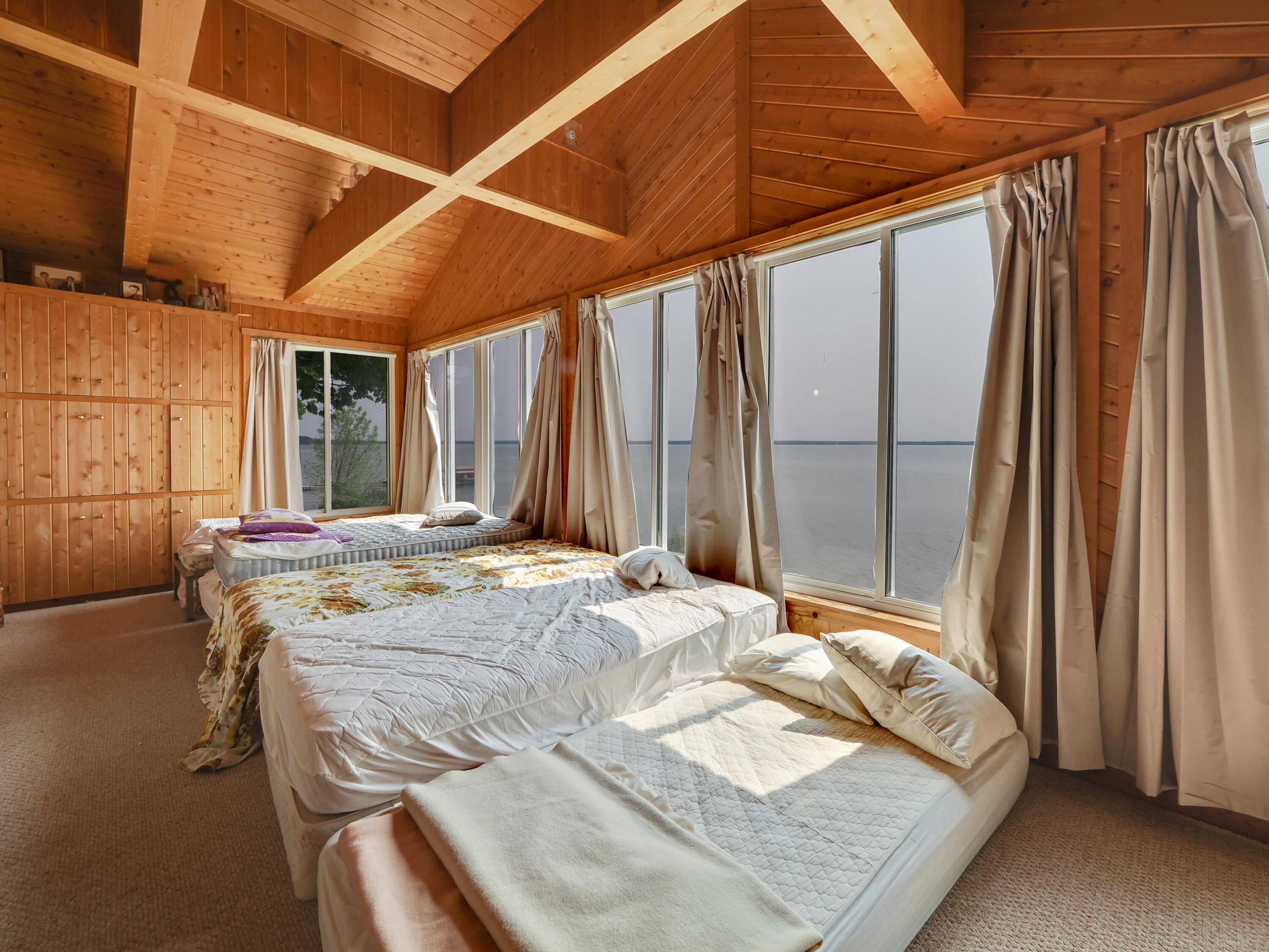 5452 Birchwood Drive