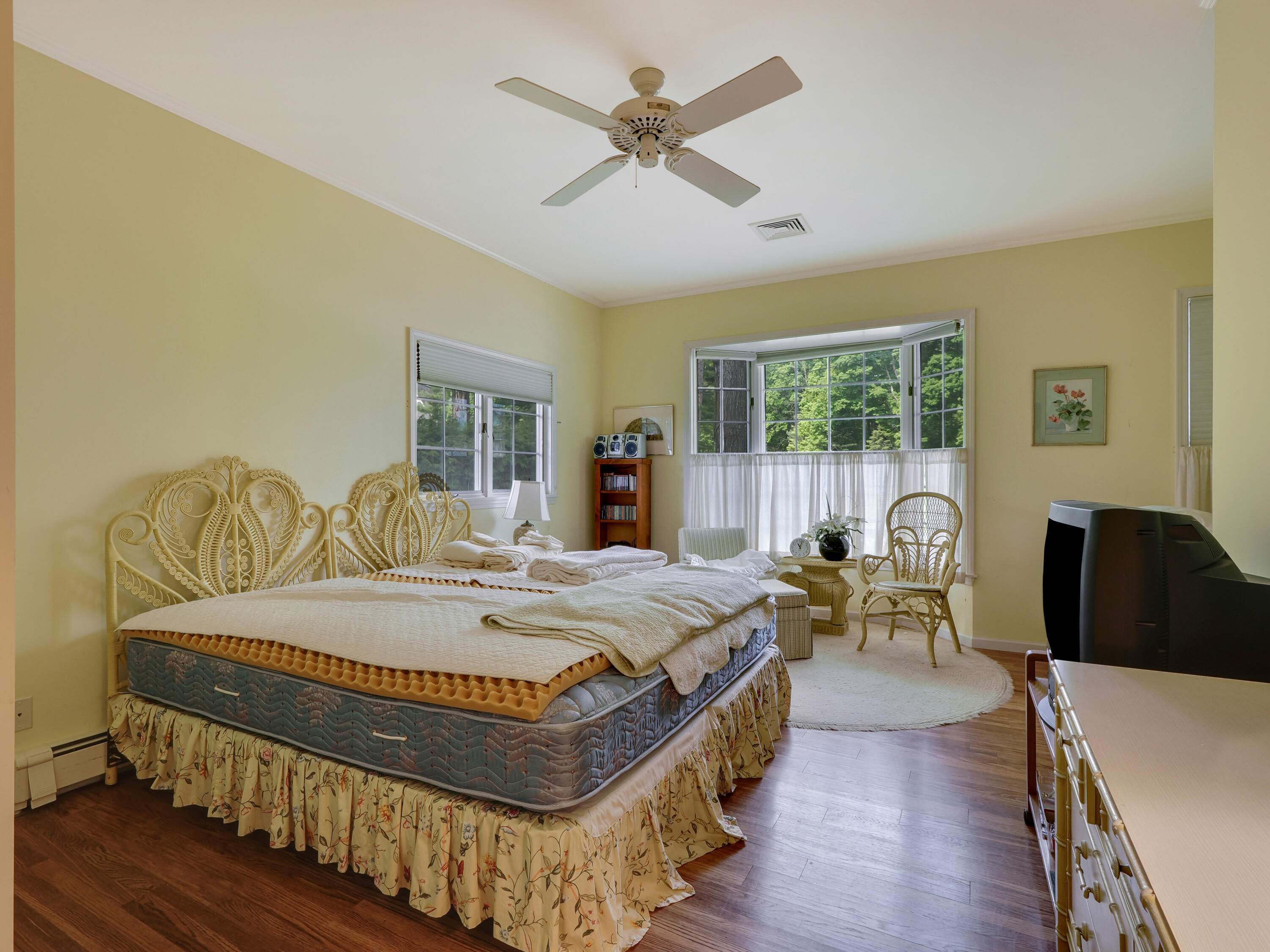 5452 Birchwood Drive