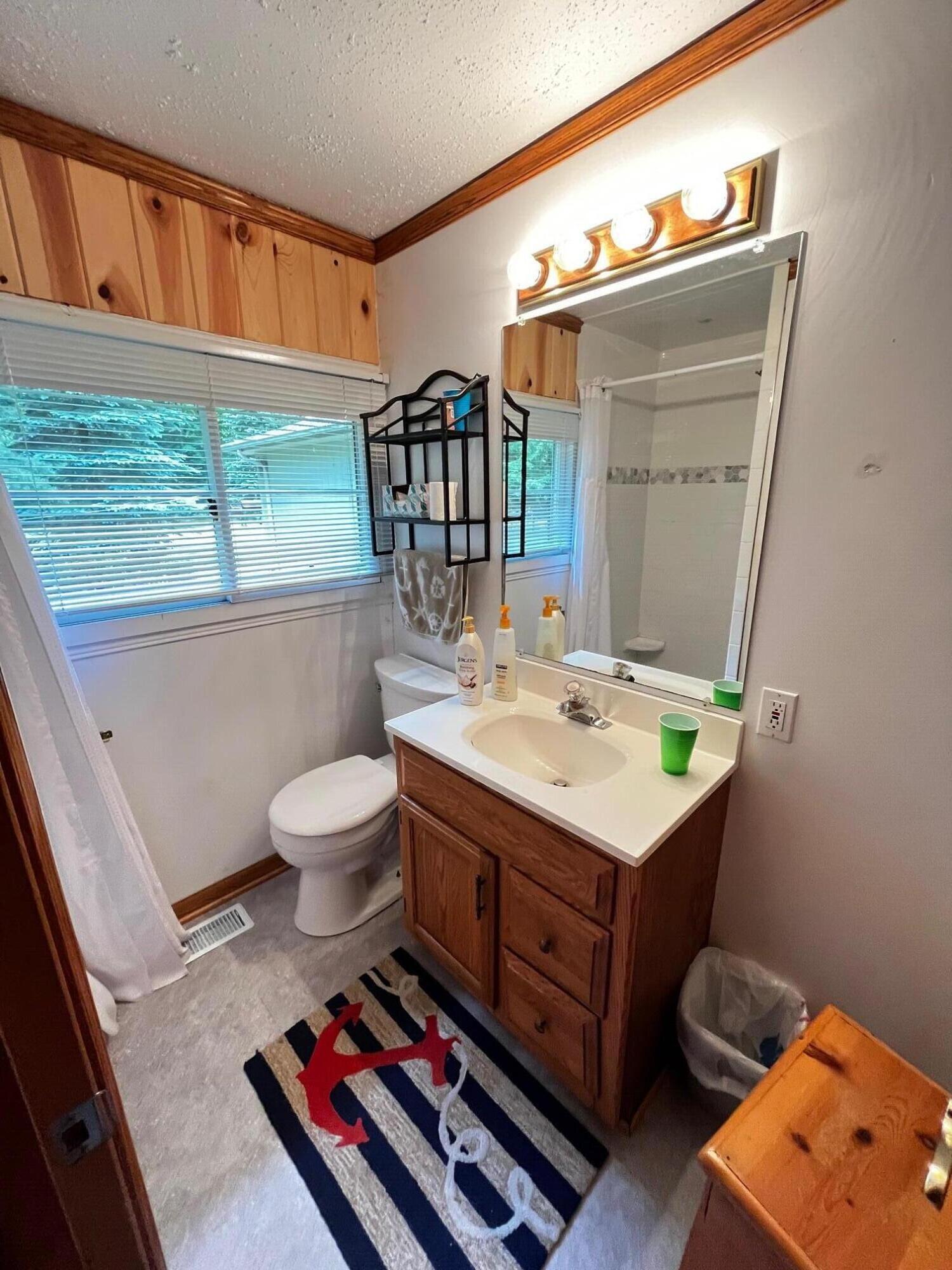1500 Cedar Grove Lane