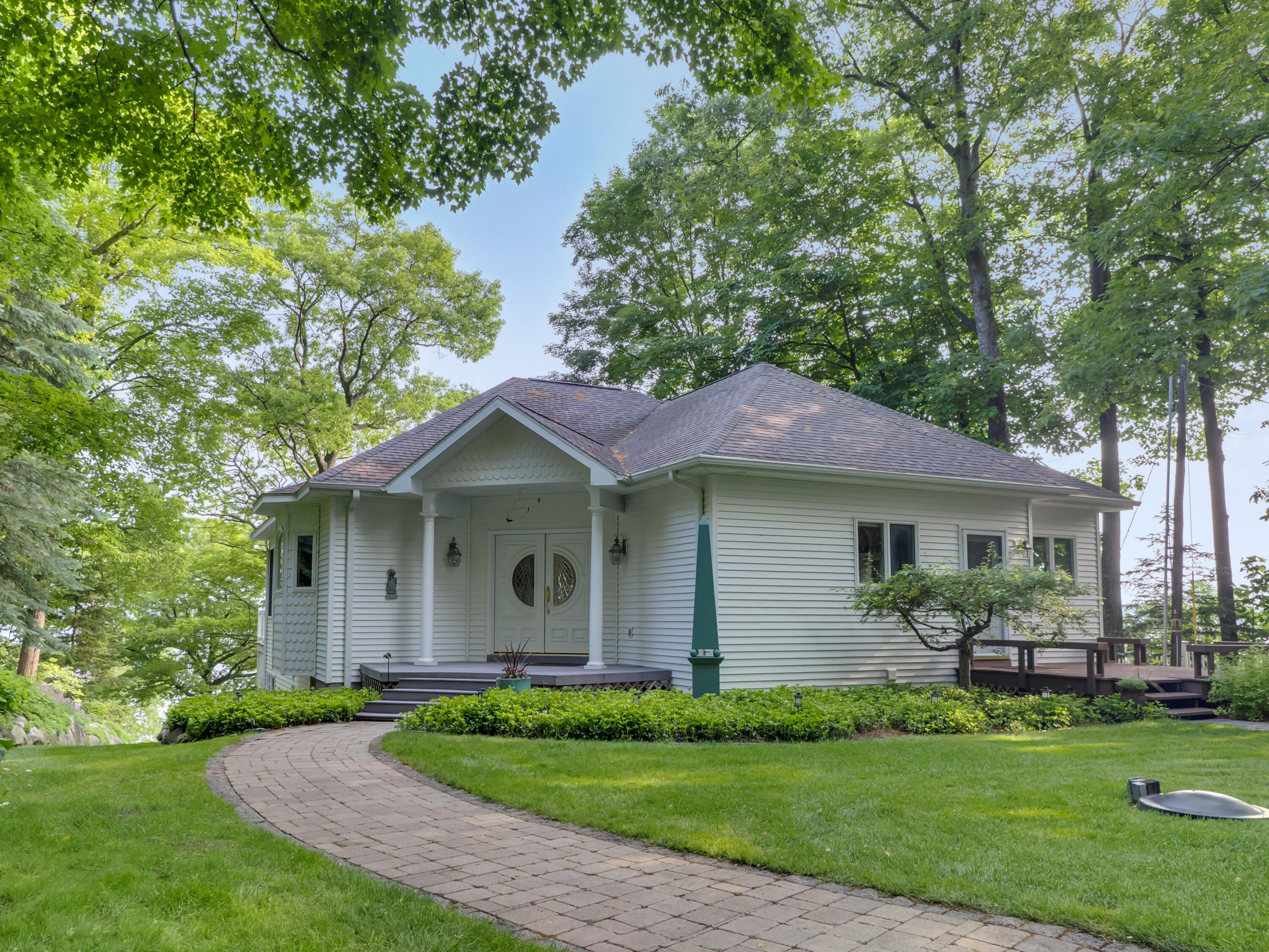 935 Rivers End Drive