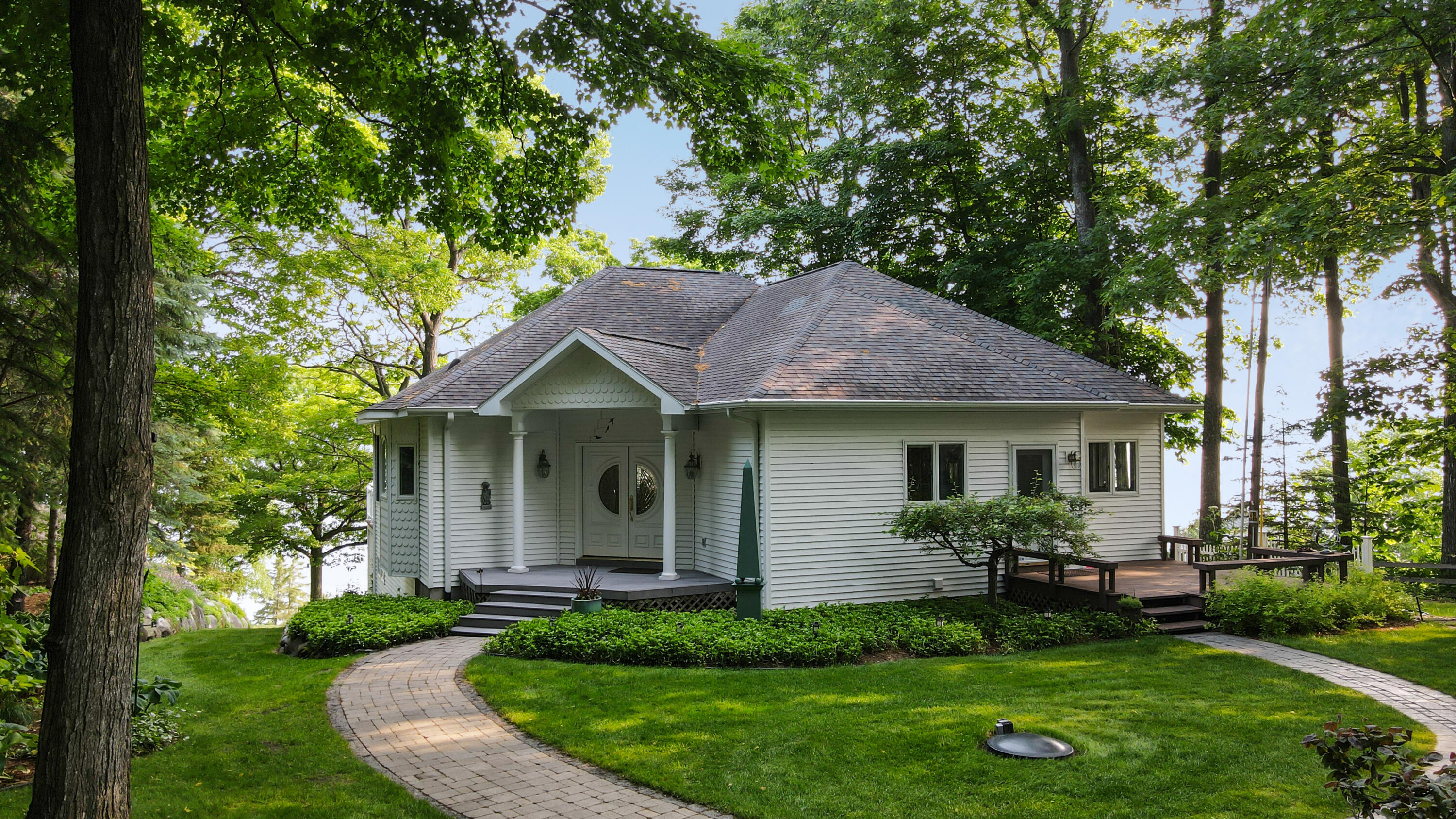 935 Rivers End Drive