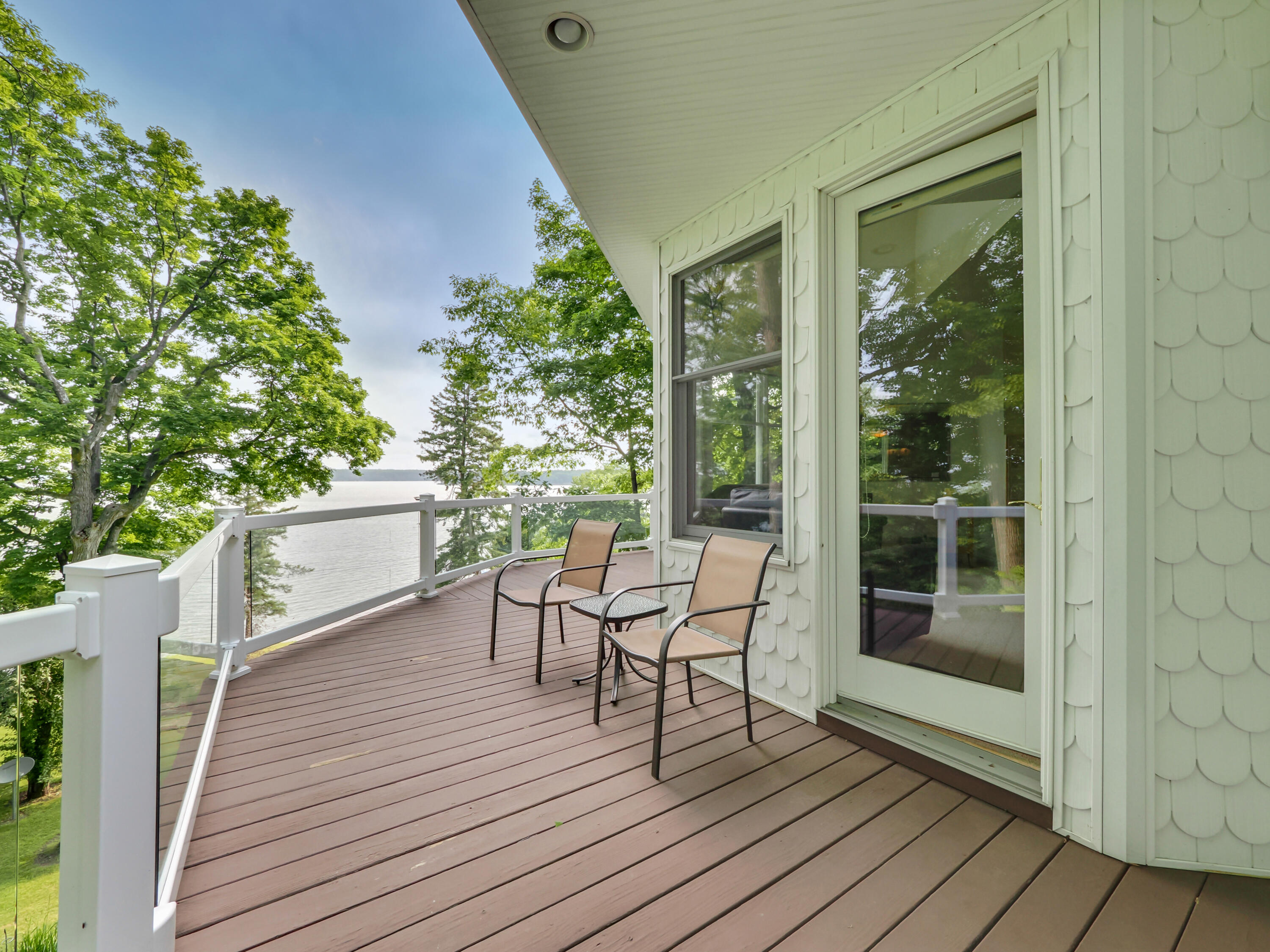 935 Rivers End Drive