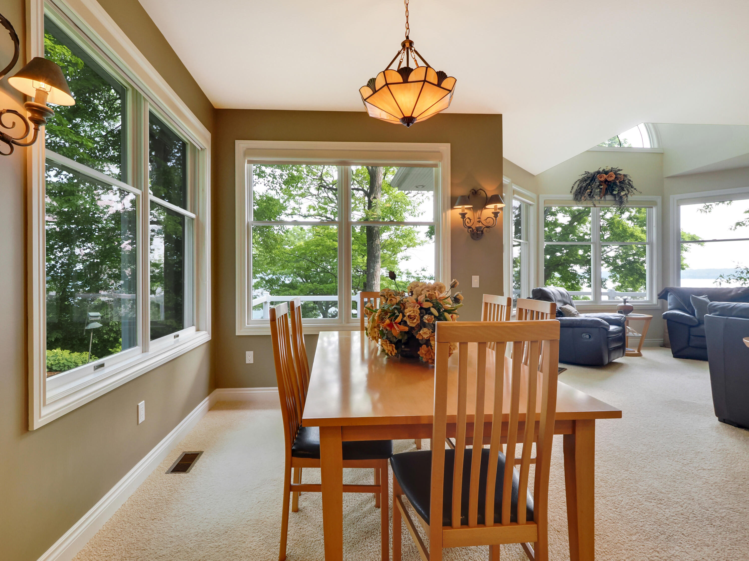 935 Rivers End Drive