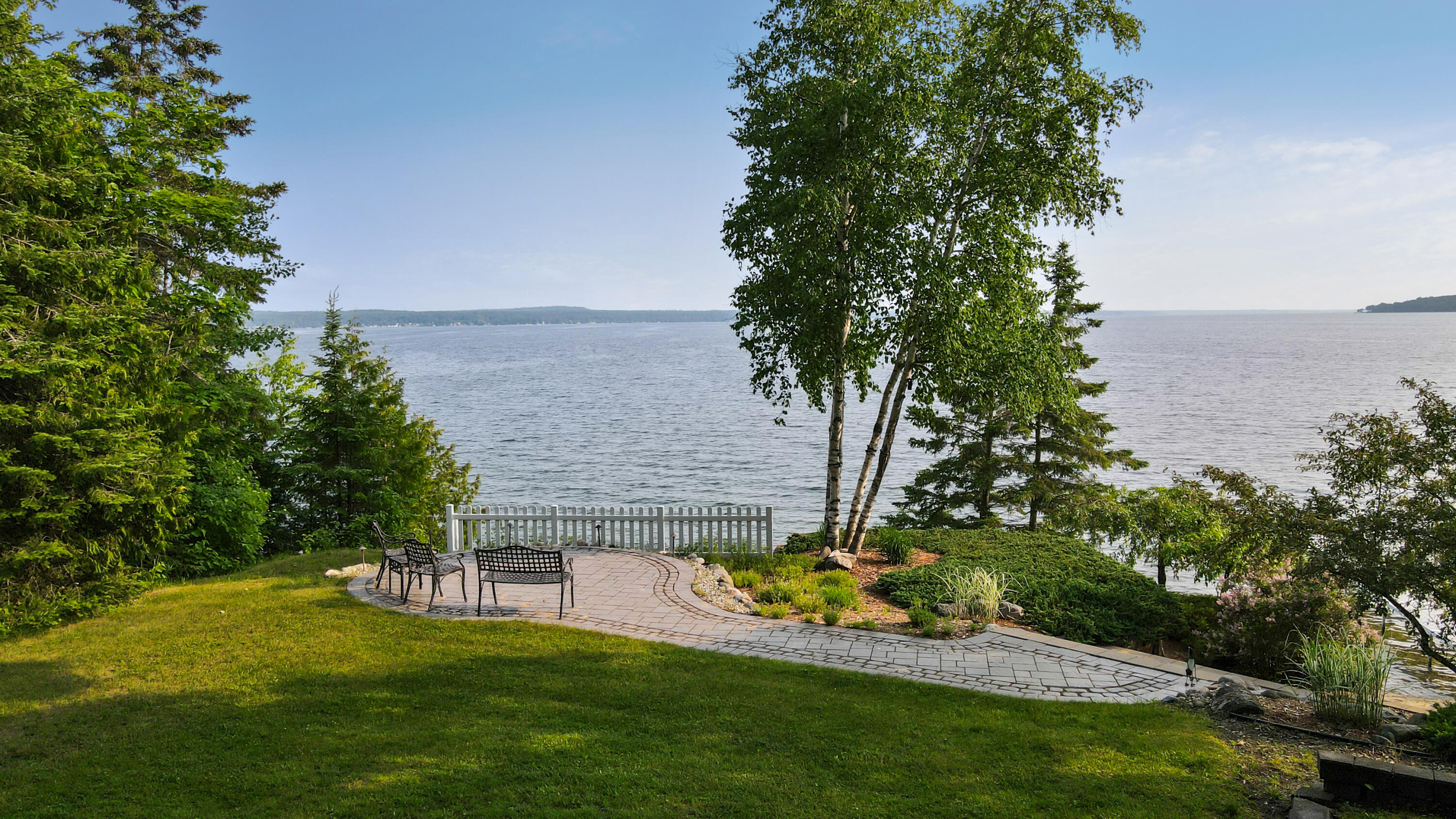 935 Rivers End Drive