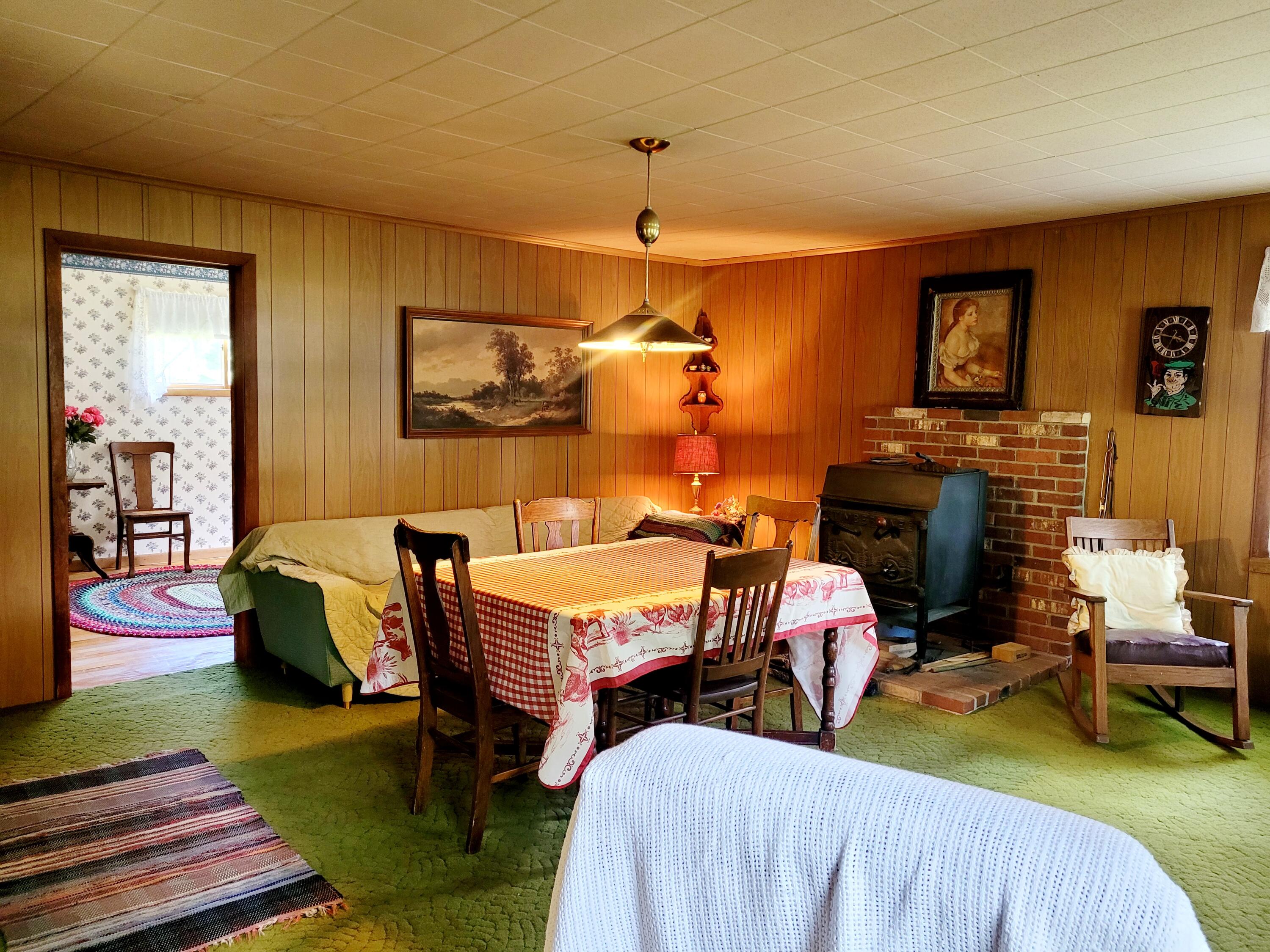 8242 Carter Road