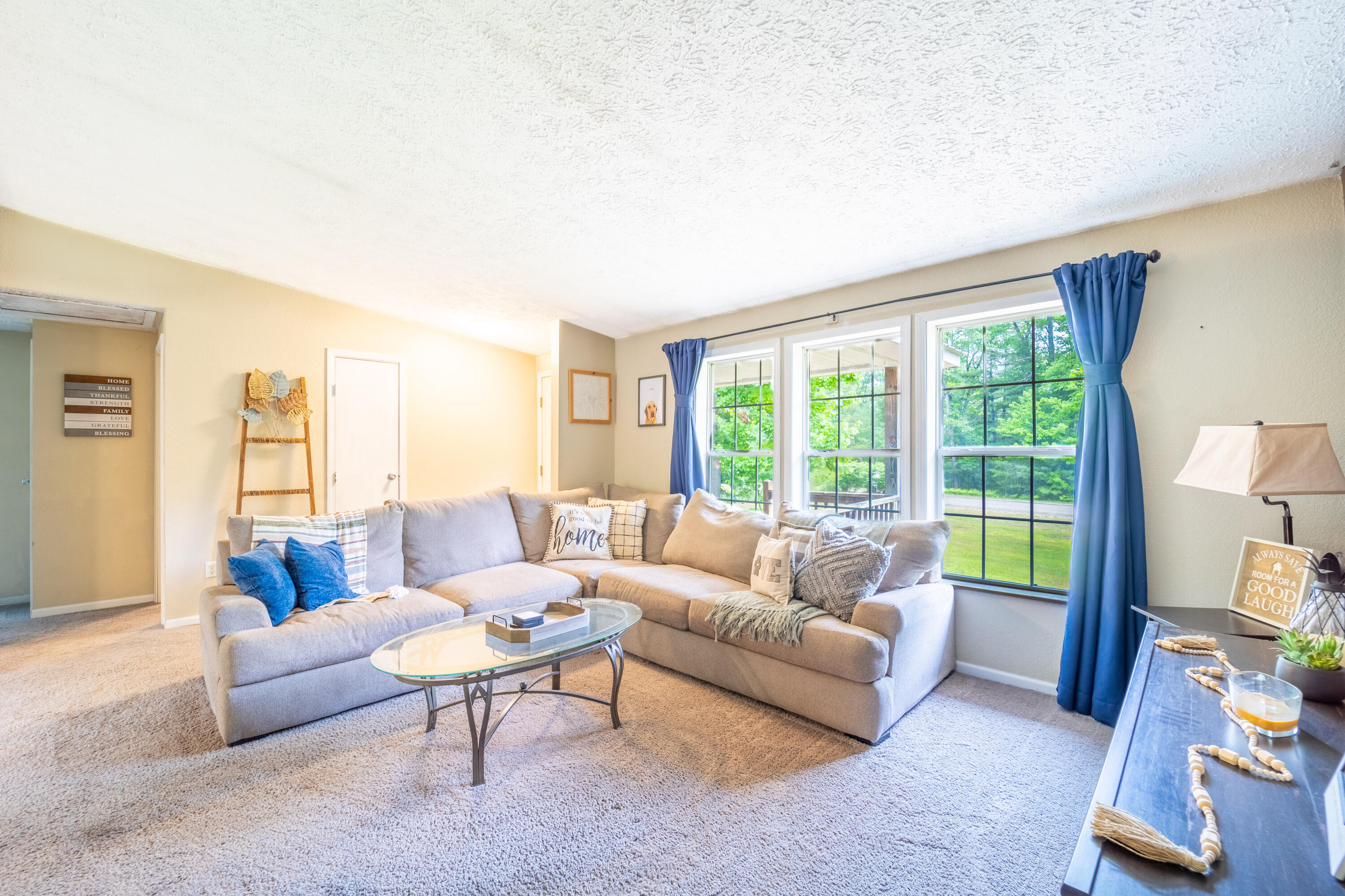 8238 Sturgeon Valley Drive