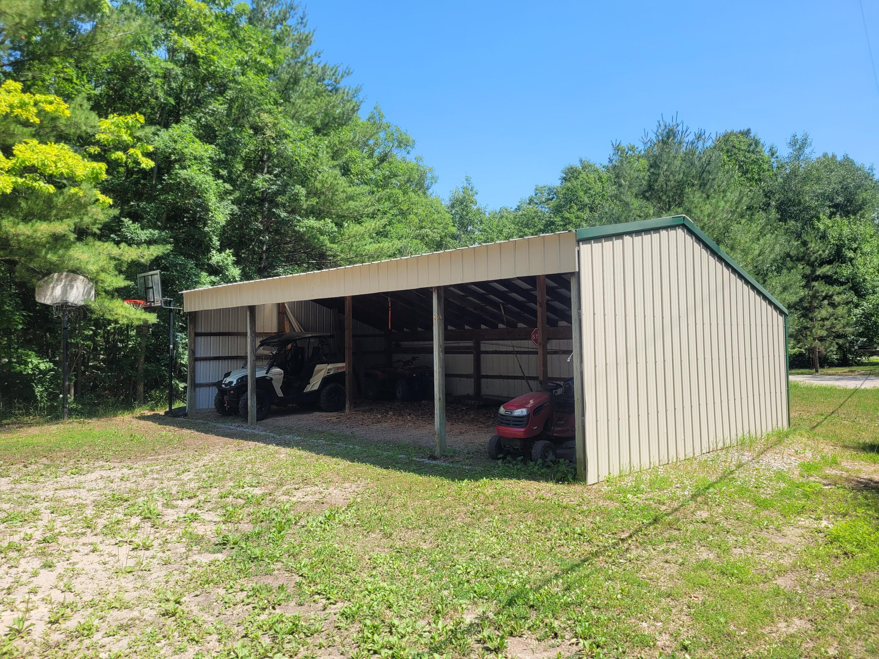 8238 Sturgeon Valley Drive