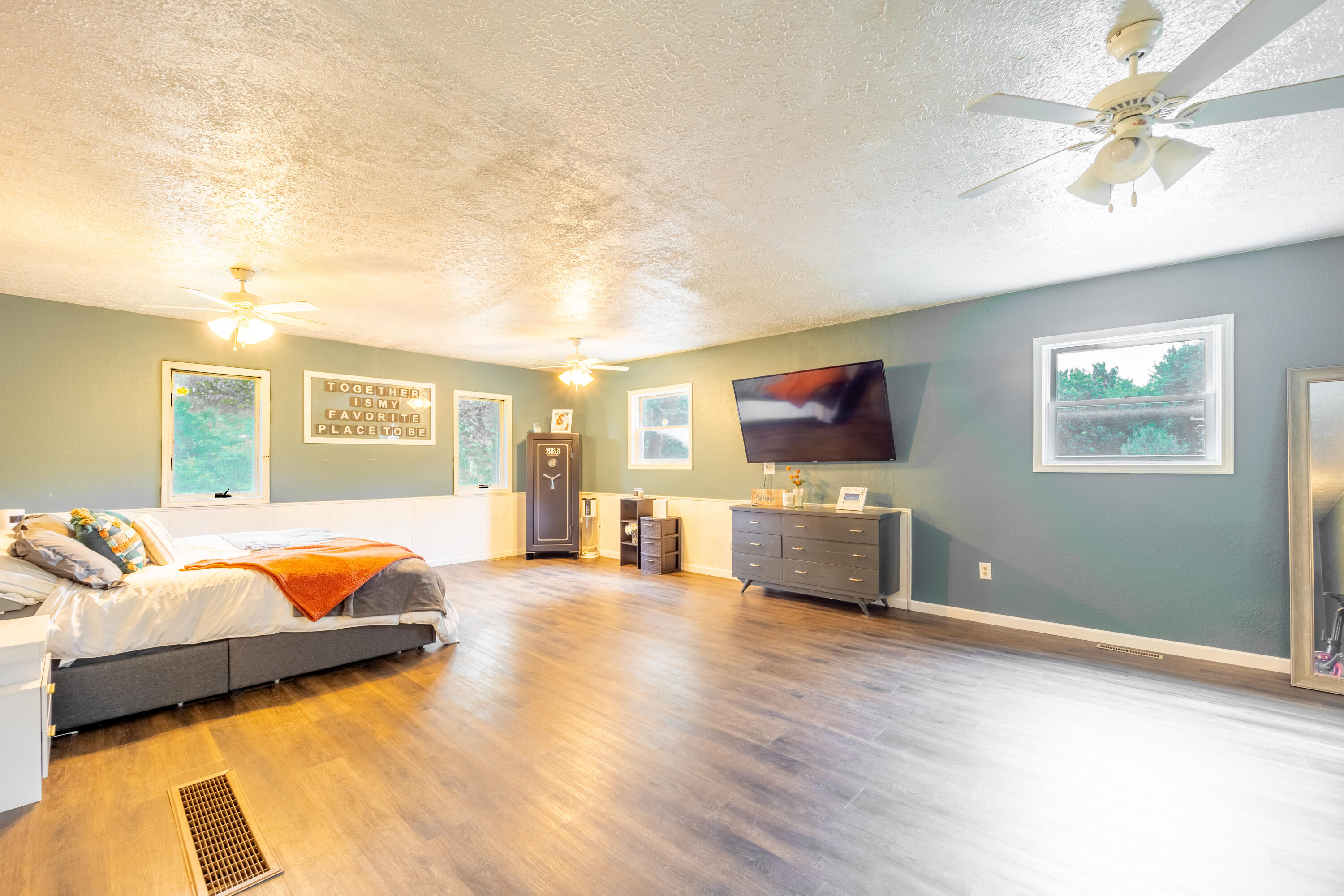 8238 Sturgeon Valley Drive