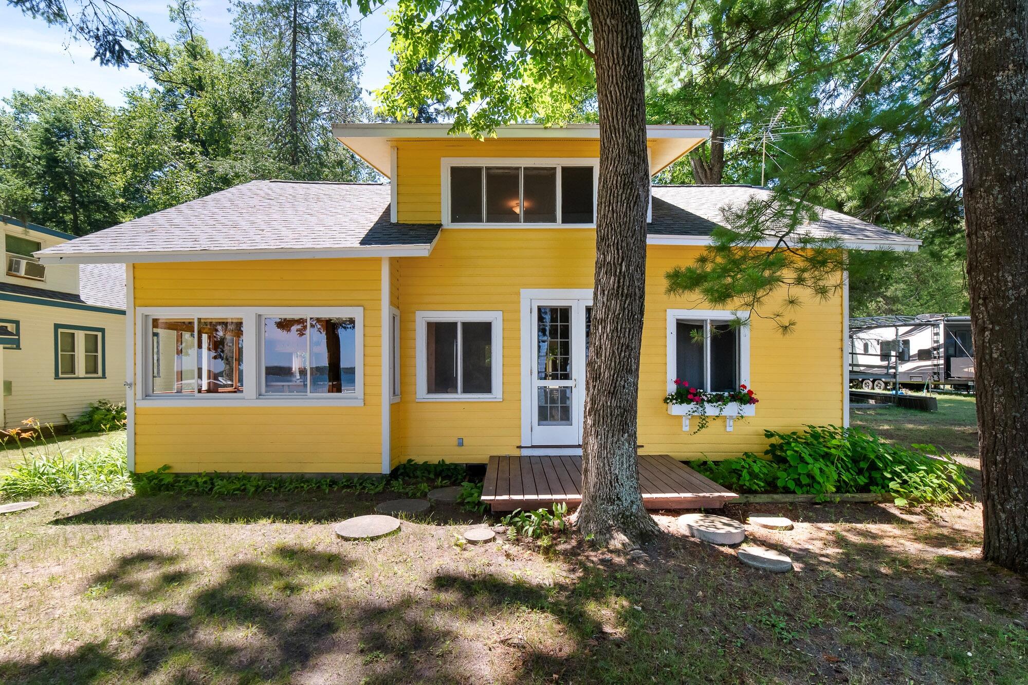 279 S Grandview Beach Road