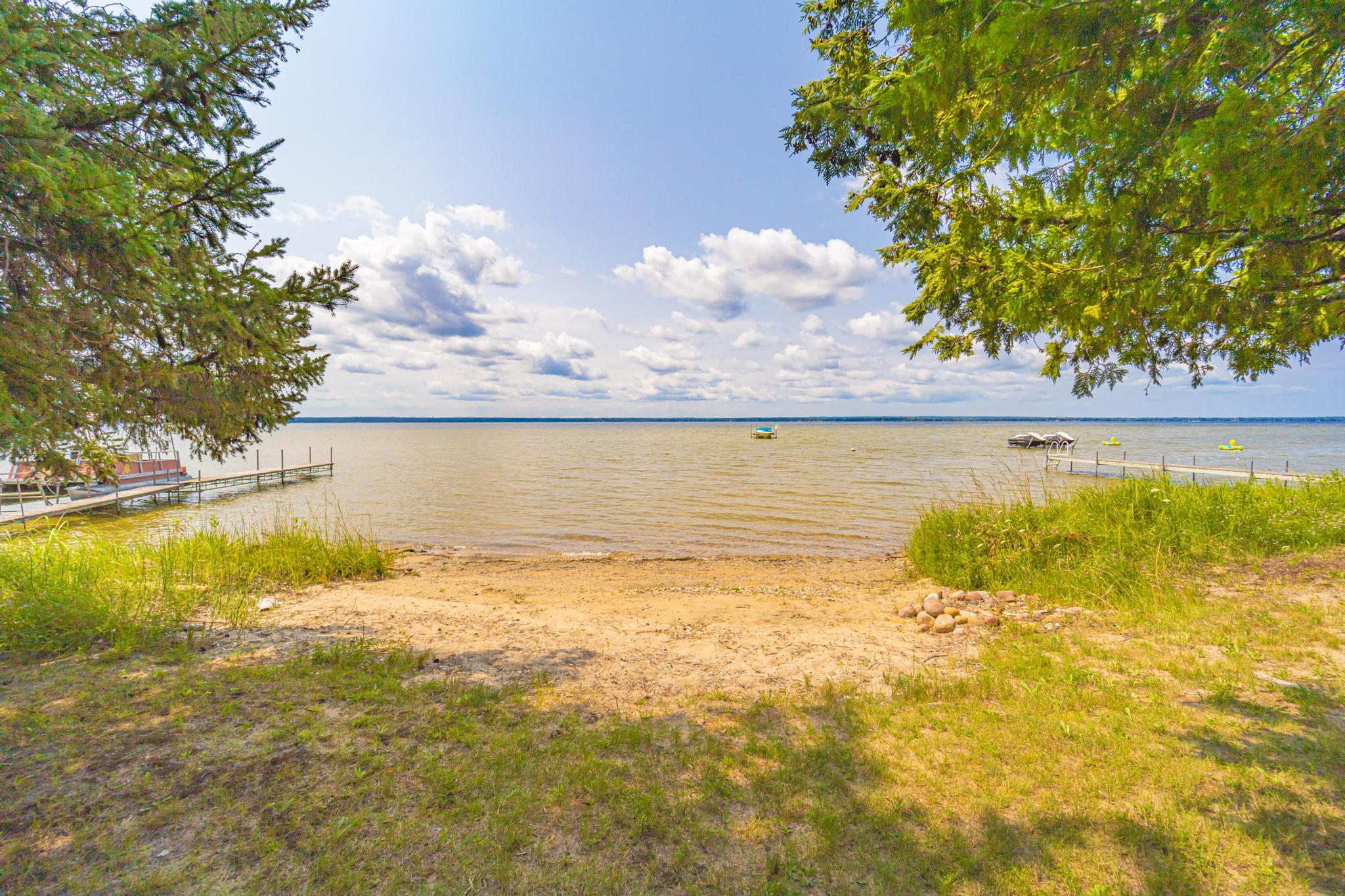 21571 Bluffs Highway